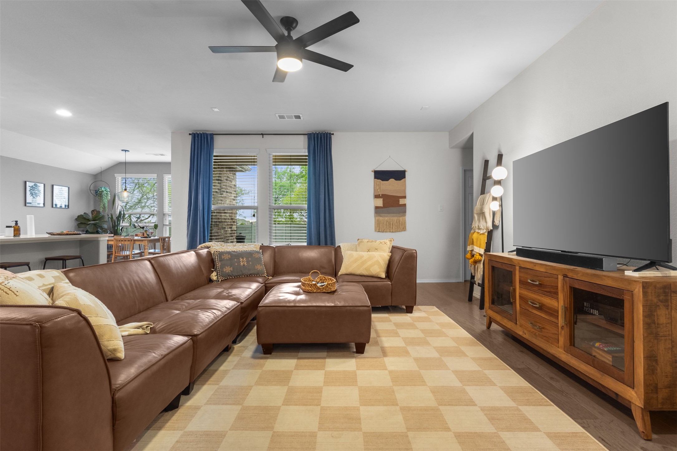 1913 Kaiser Cove Argyle TX 76226