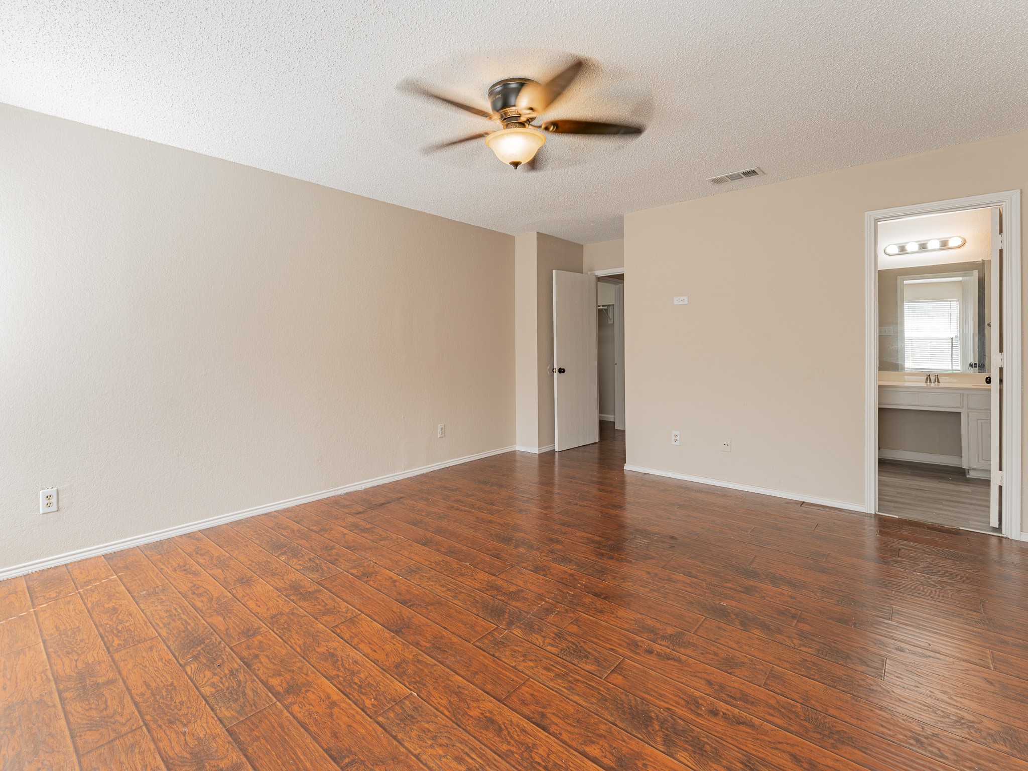 5807 Rock Meadow Trail Arlington TX 76017