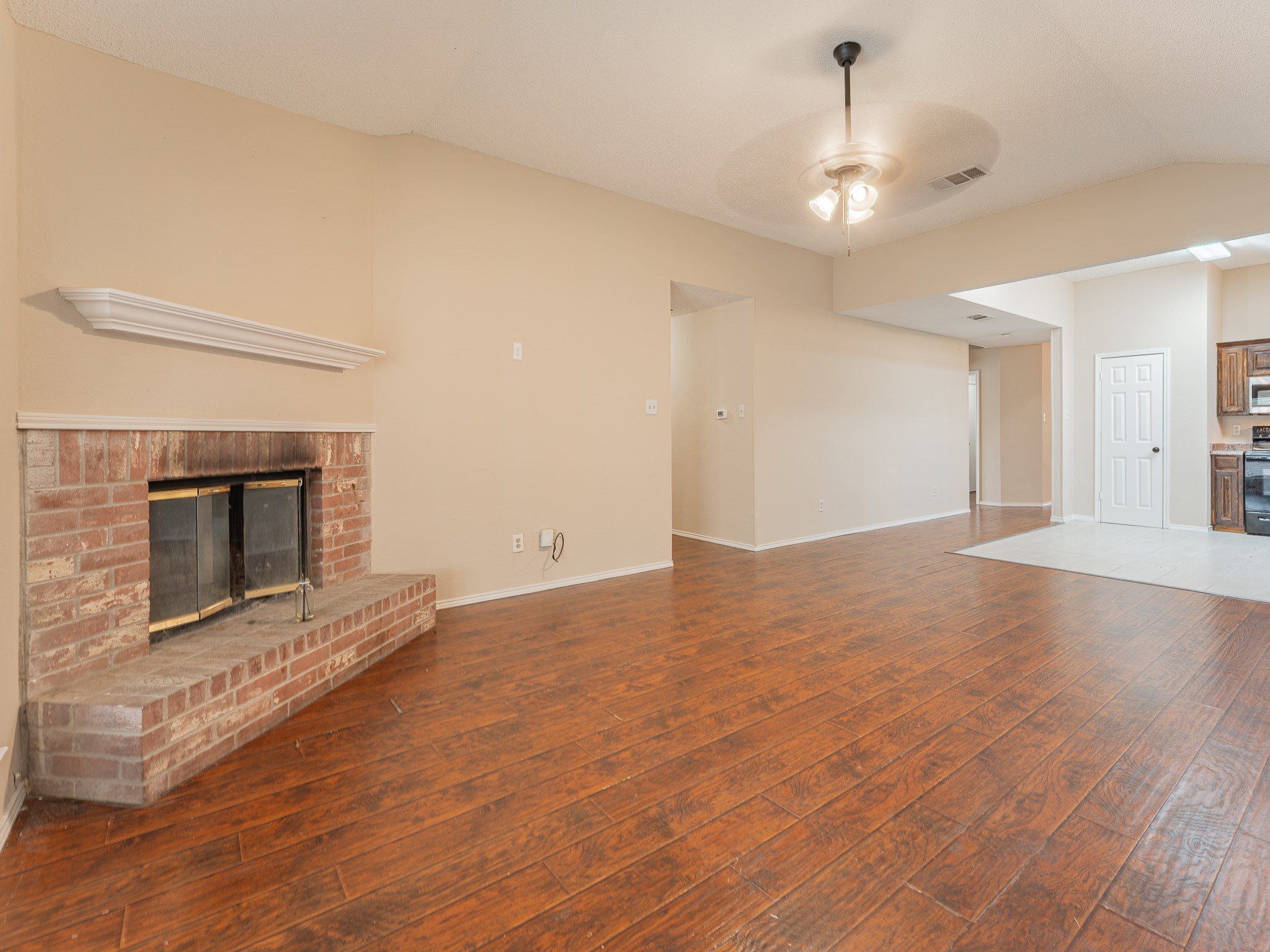 5807 Rock Meadow Trail Arlington TX 76017