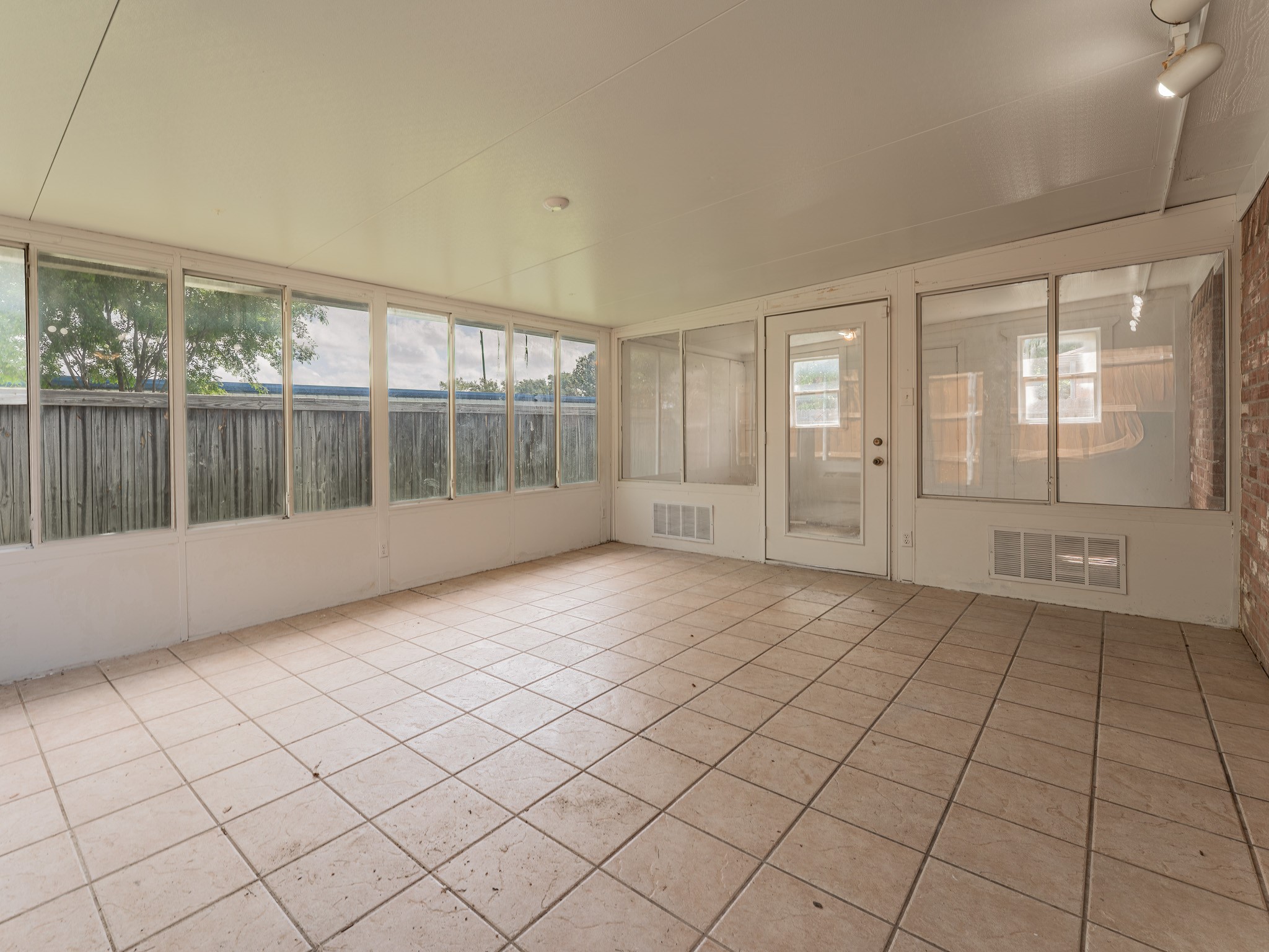 5807 Rock Meadow Trail Arlington TX 76017