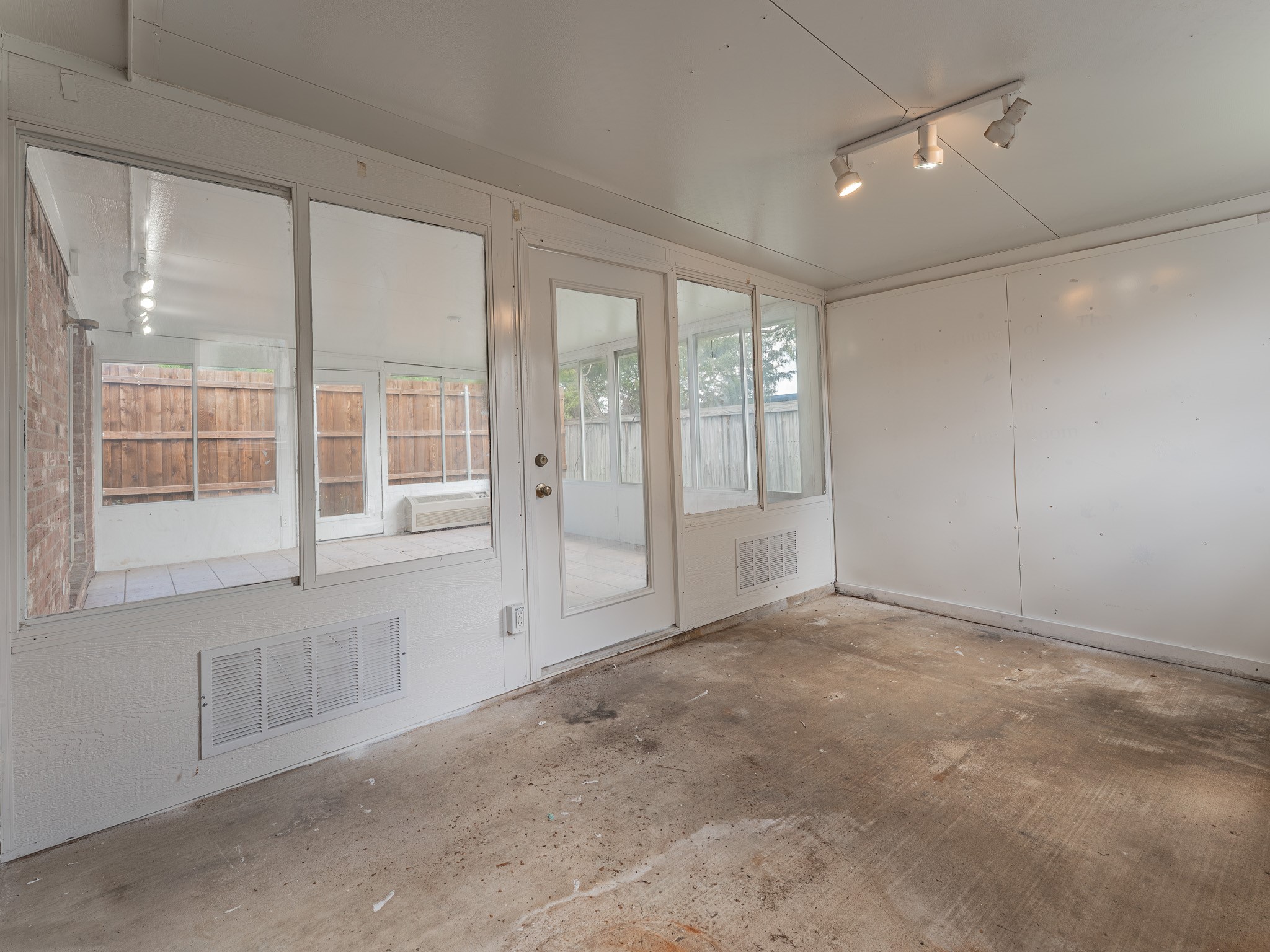 5807 Rock Meadow Trail Arlington TX 76017
