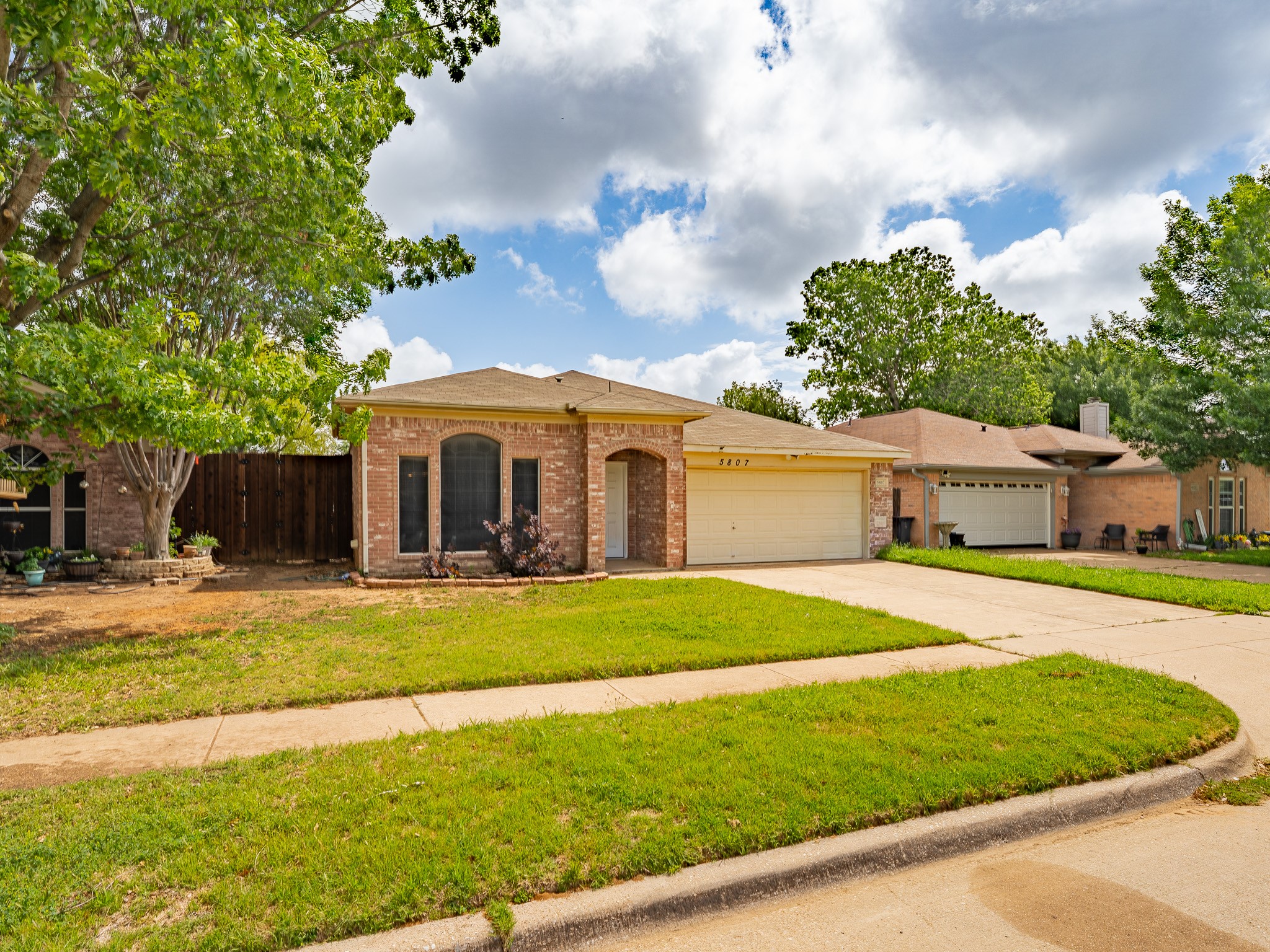 5807 Rock Meadow Trail Arlington TX 76017