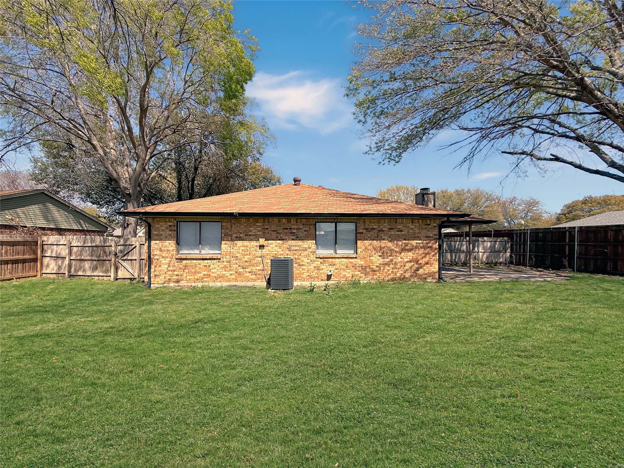 10205 Lone Pine Lane Fort Worth TX 76108