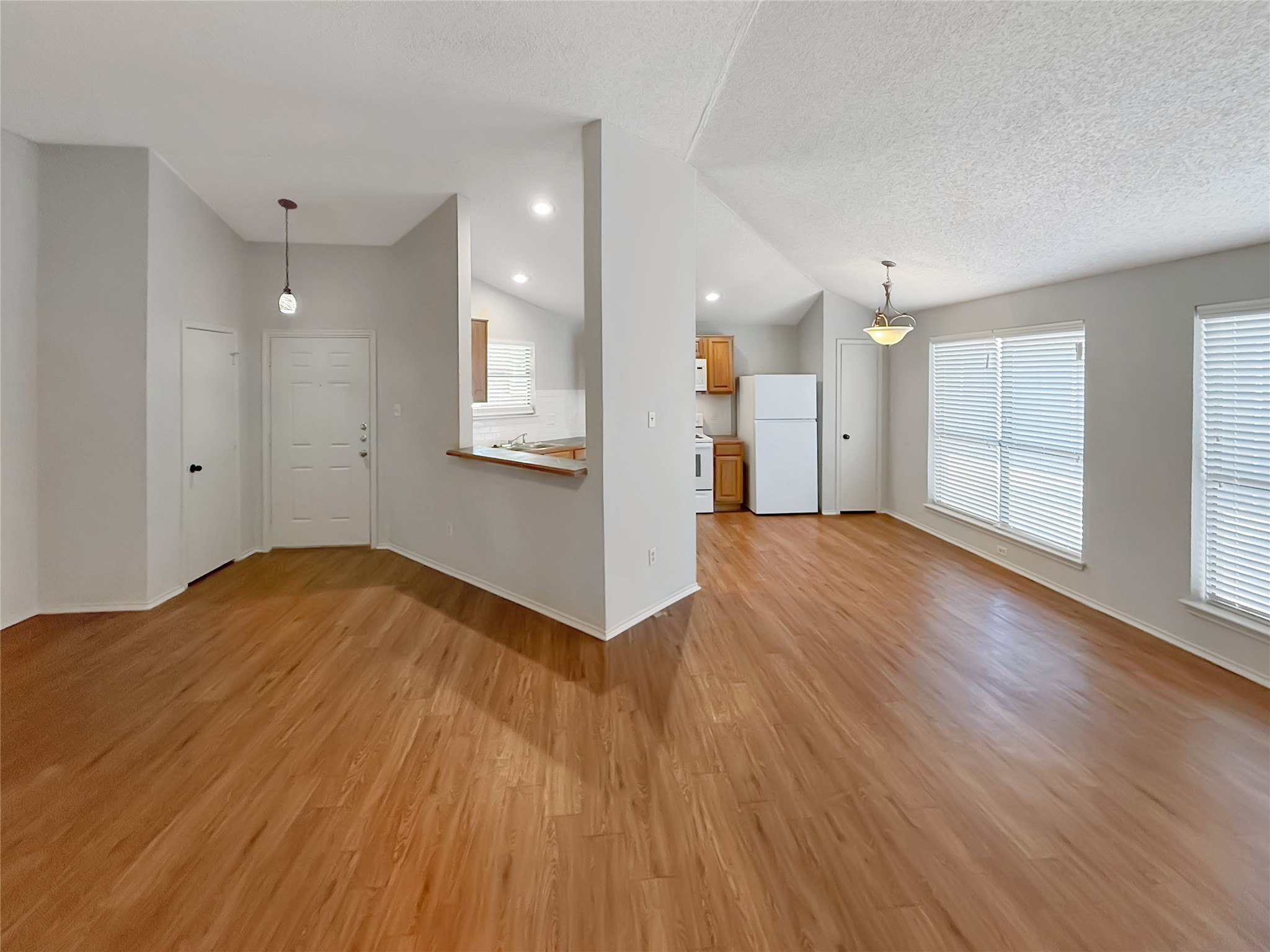 10205 Lone Pine Lane Fort Worth TX 76108