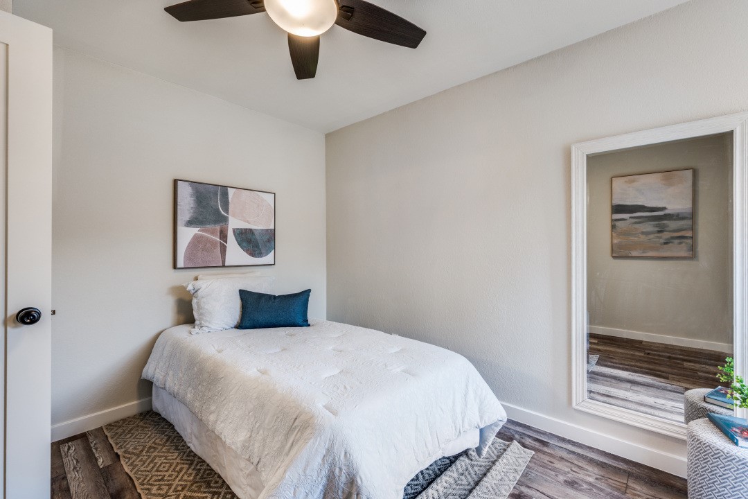 2100 Rainbow Drive Arlington TX 76011