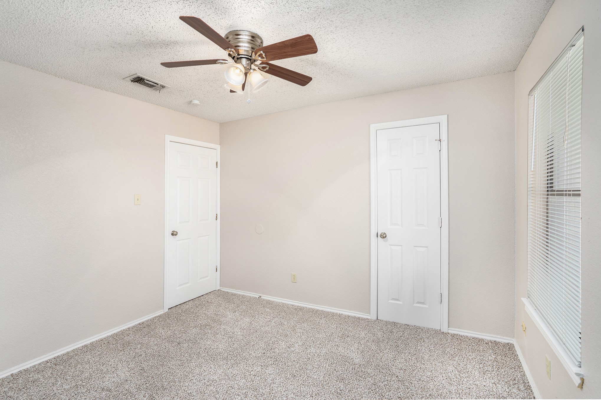 3301 Aurora Street Haltom City TX 76117