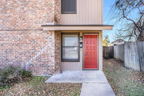 3301 Aurora Street Haltom City TX 76117