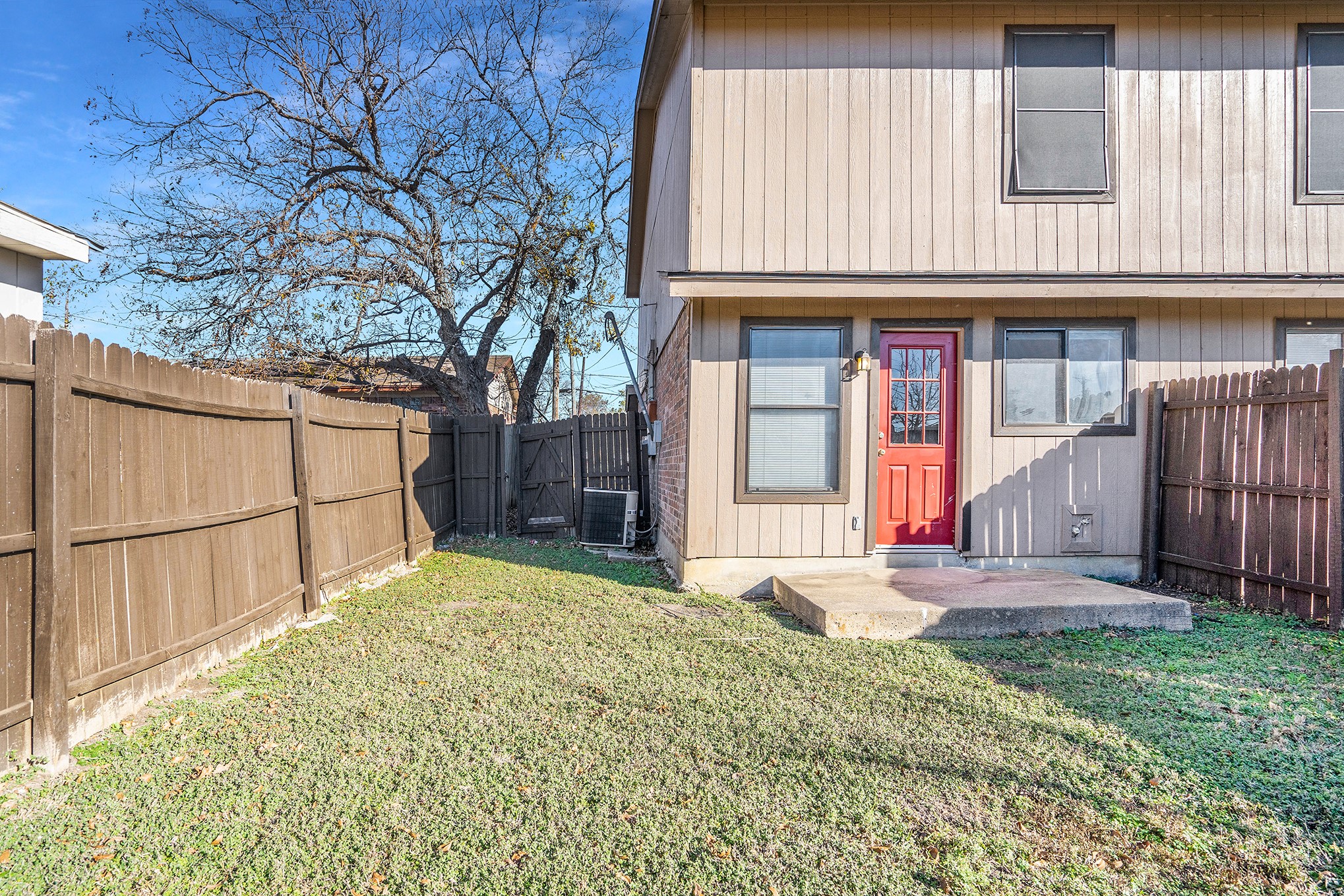 3301 Aurora Street Haltom City TX 76117
