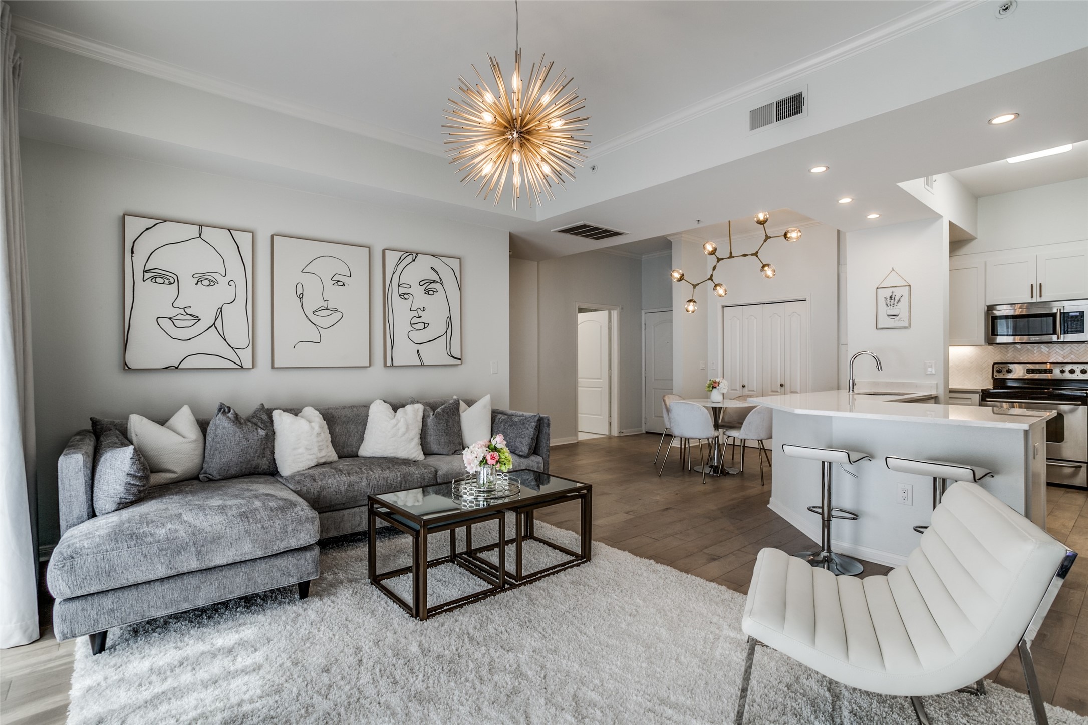 3225 Turtle Creek Boulevard Dallas TX 75219