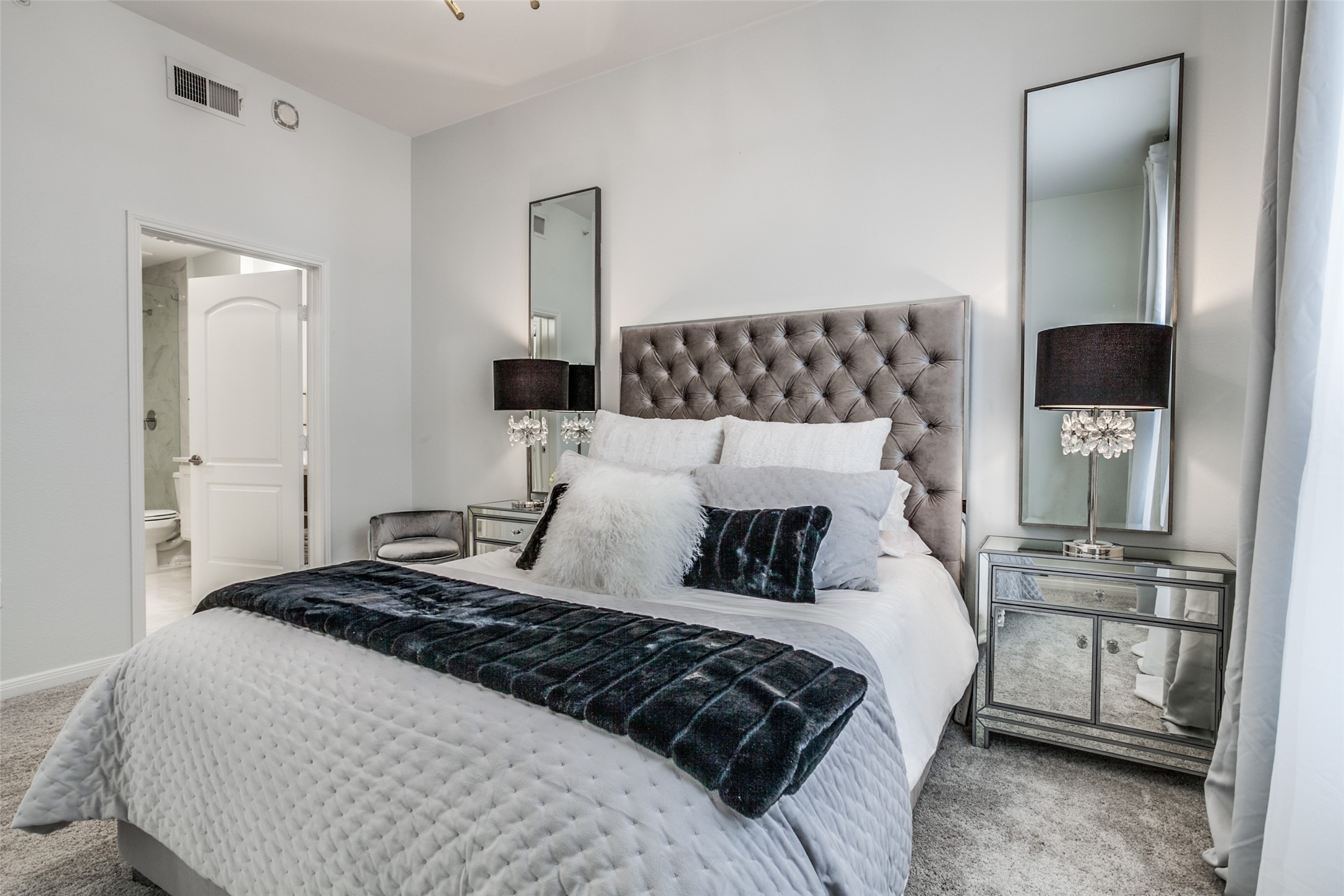 3225 Turtle Creek Boulevard Dallas TX 75219