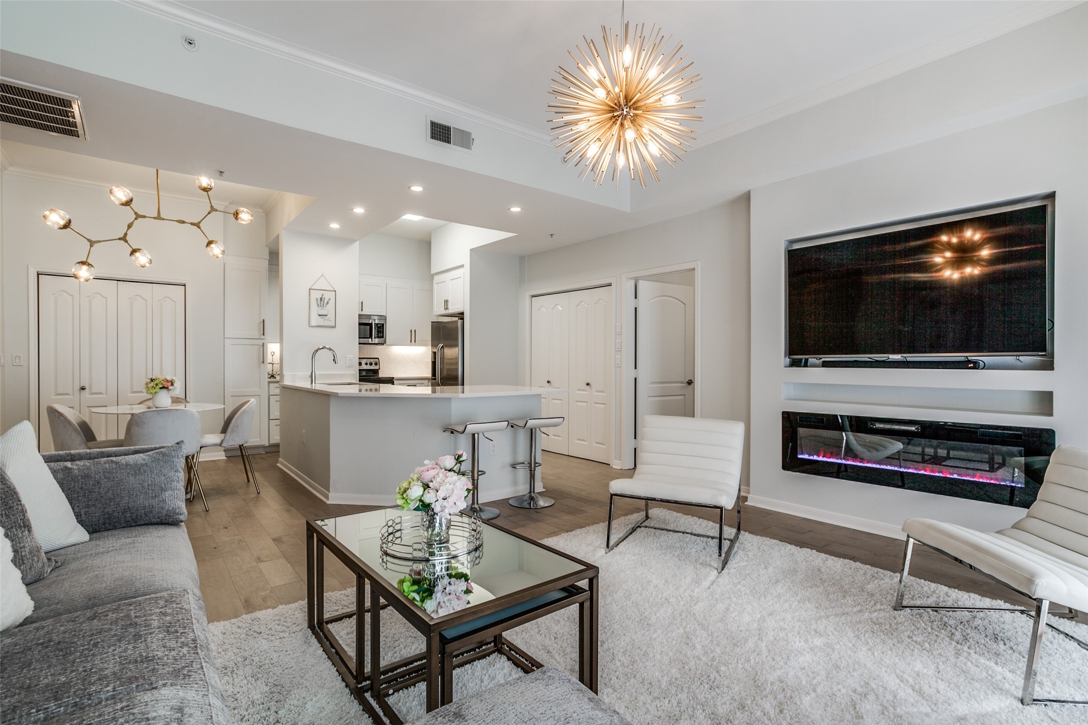 3225 Turtle Creek Boulevard Dallas TX 75219