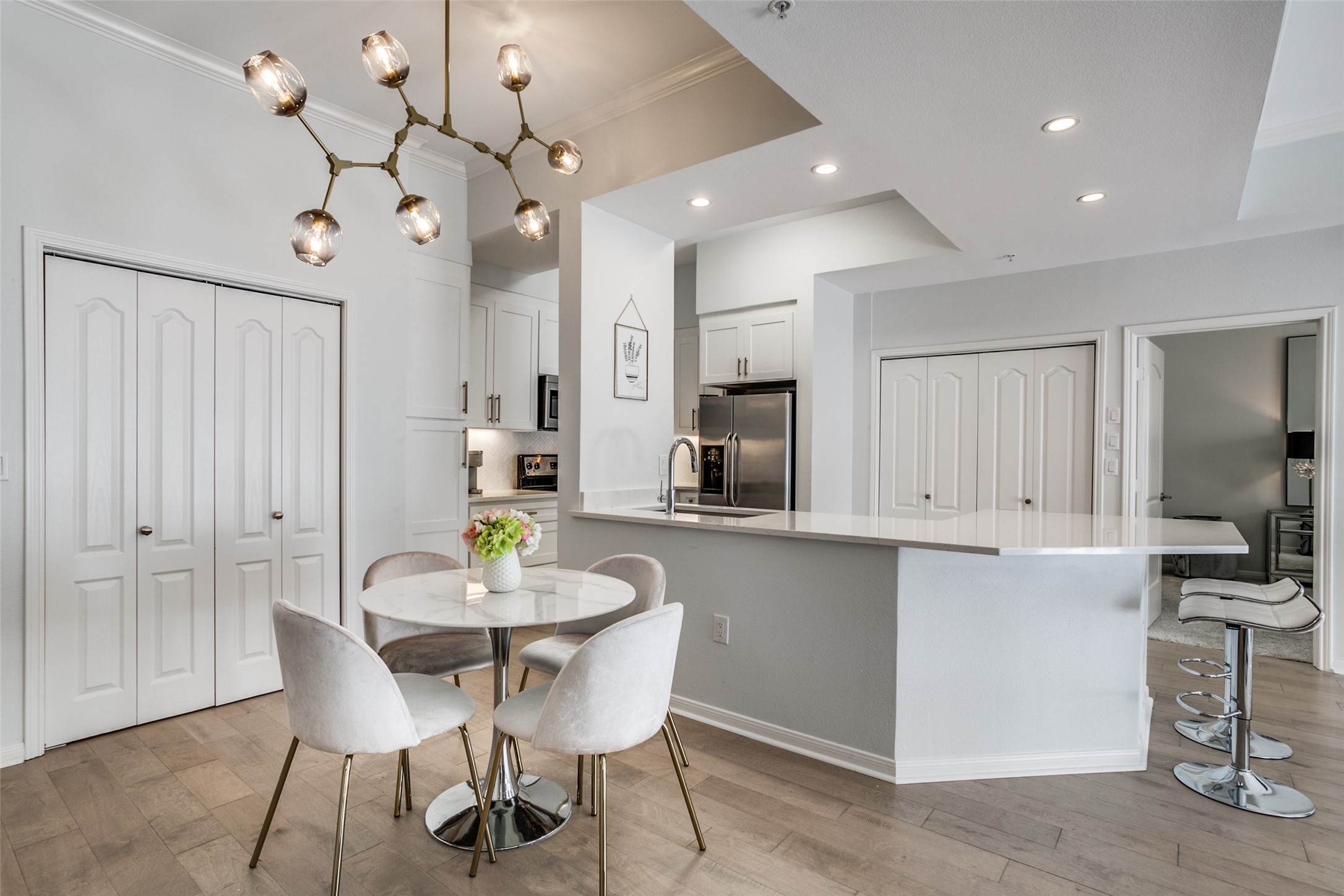 3225 Turtle Creek Boulevard Dallas TX 75219