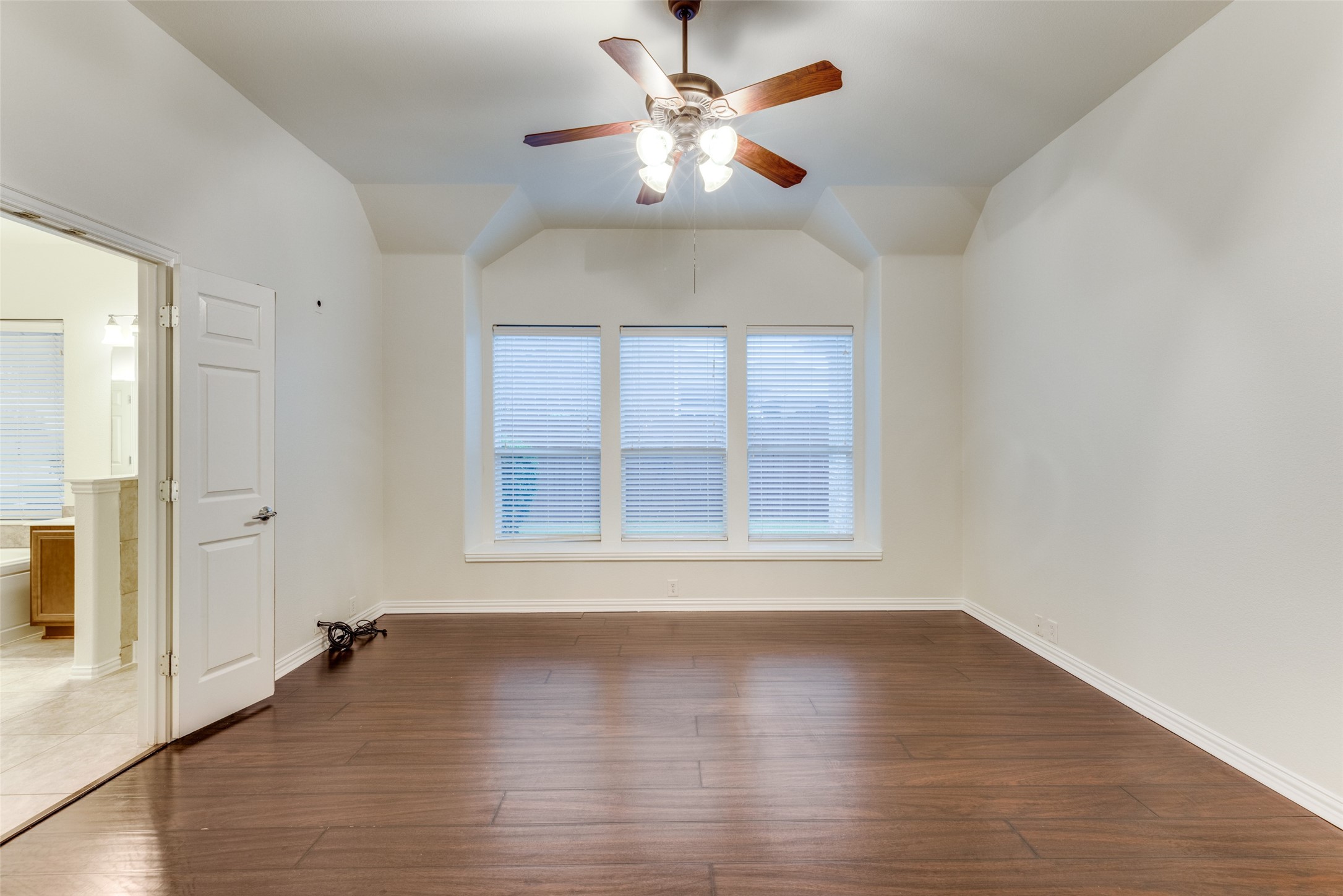 592 Burning Oak Drive Frisco TX 75036