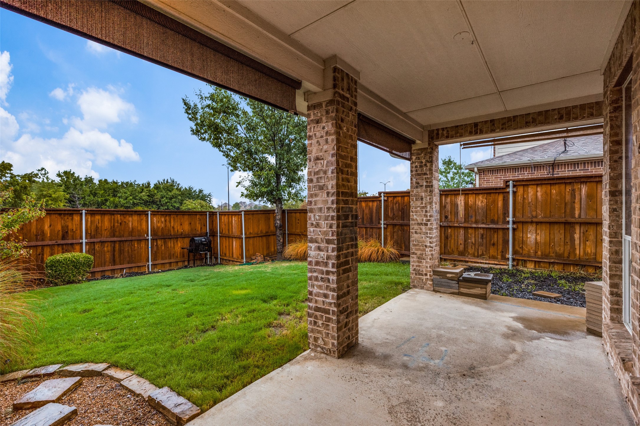 592 Burning Oak Drive Frisco TX 75036