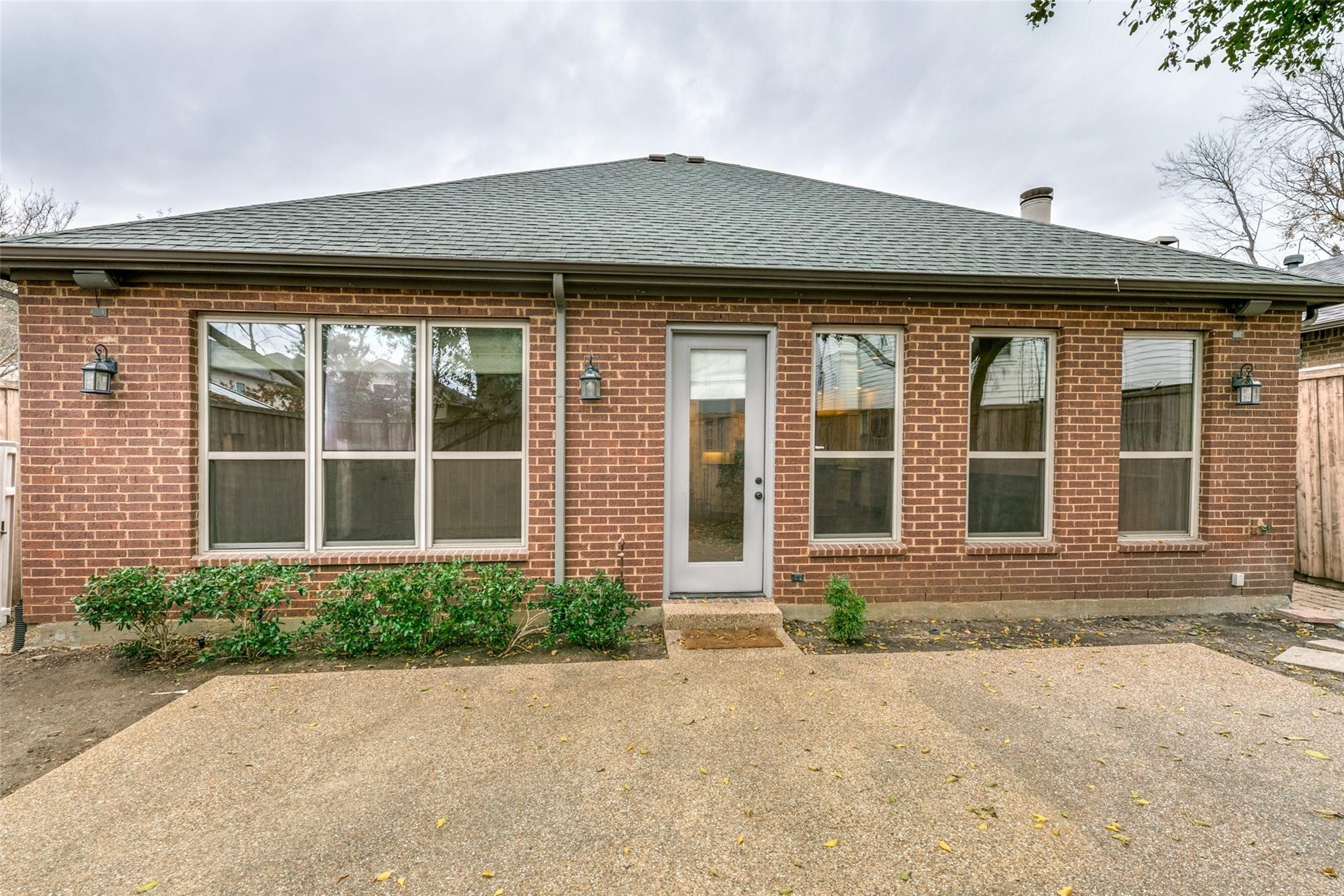 5026 Homer Street Dallas TX 75206