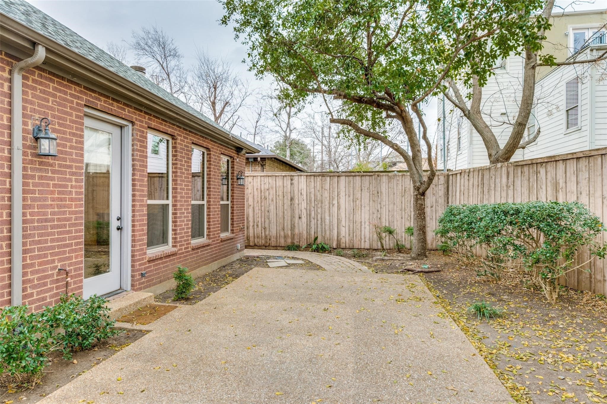 5026 Homer Street Dallas TX 75206