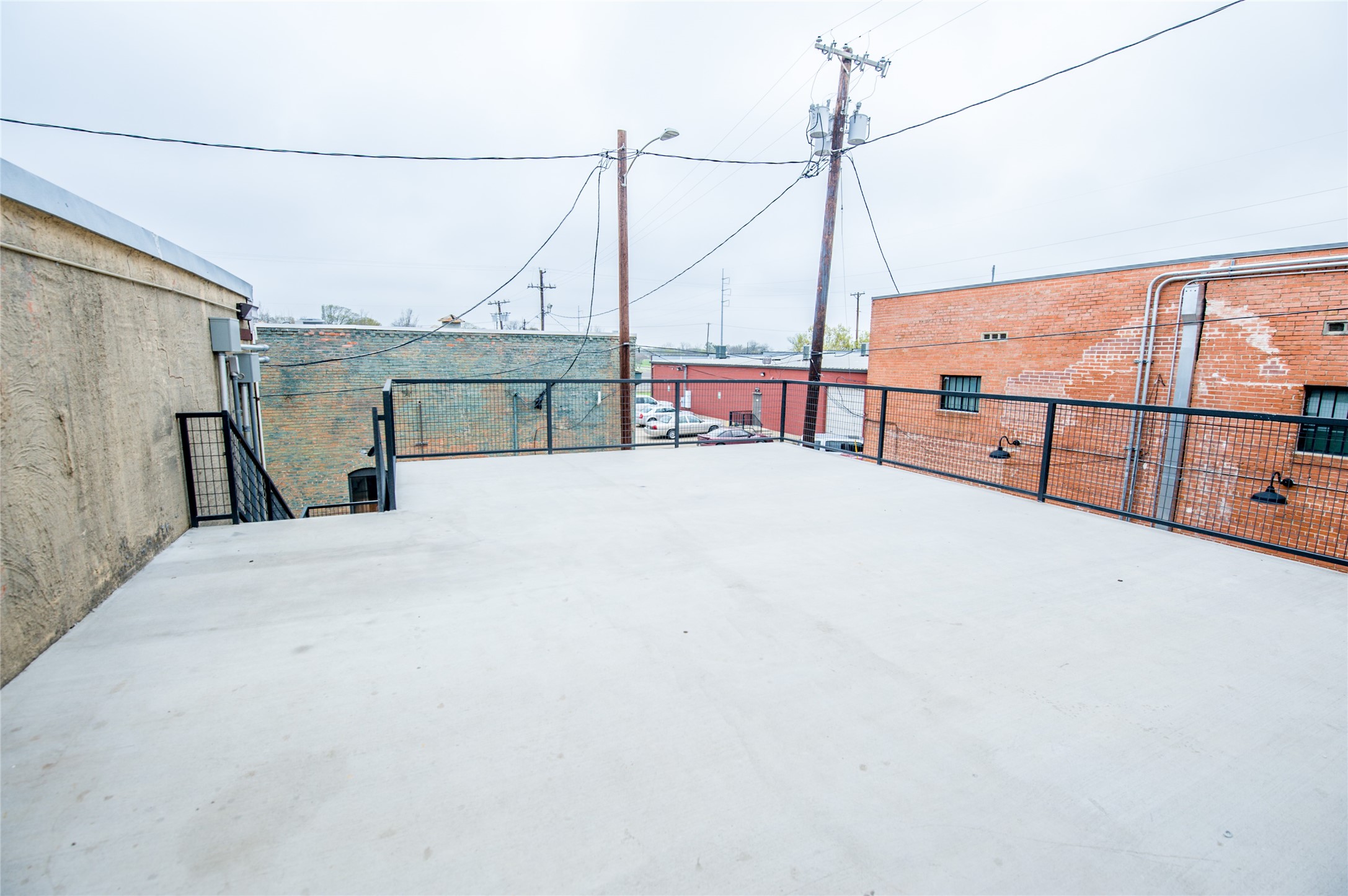 110 W Knox Street Ennis TX 75119