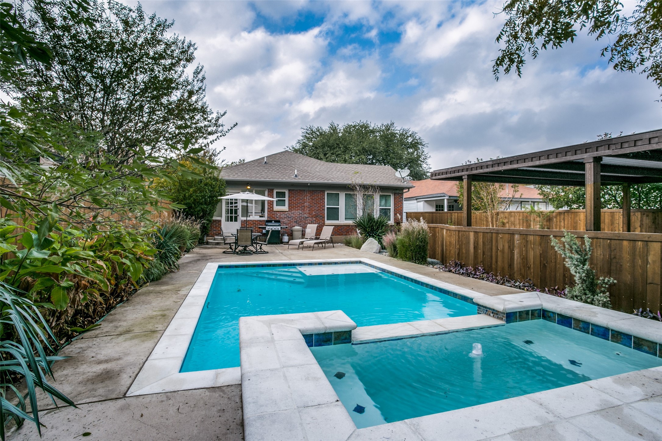 6210 Victor Street Dallas TX 75214