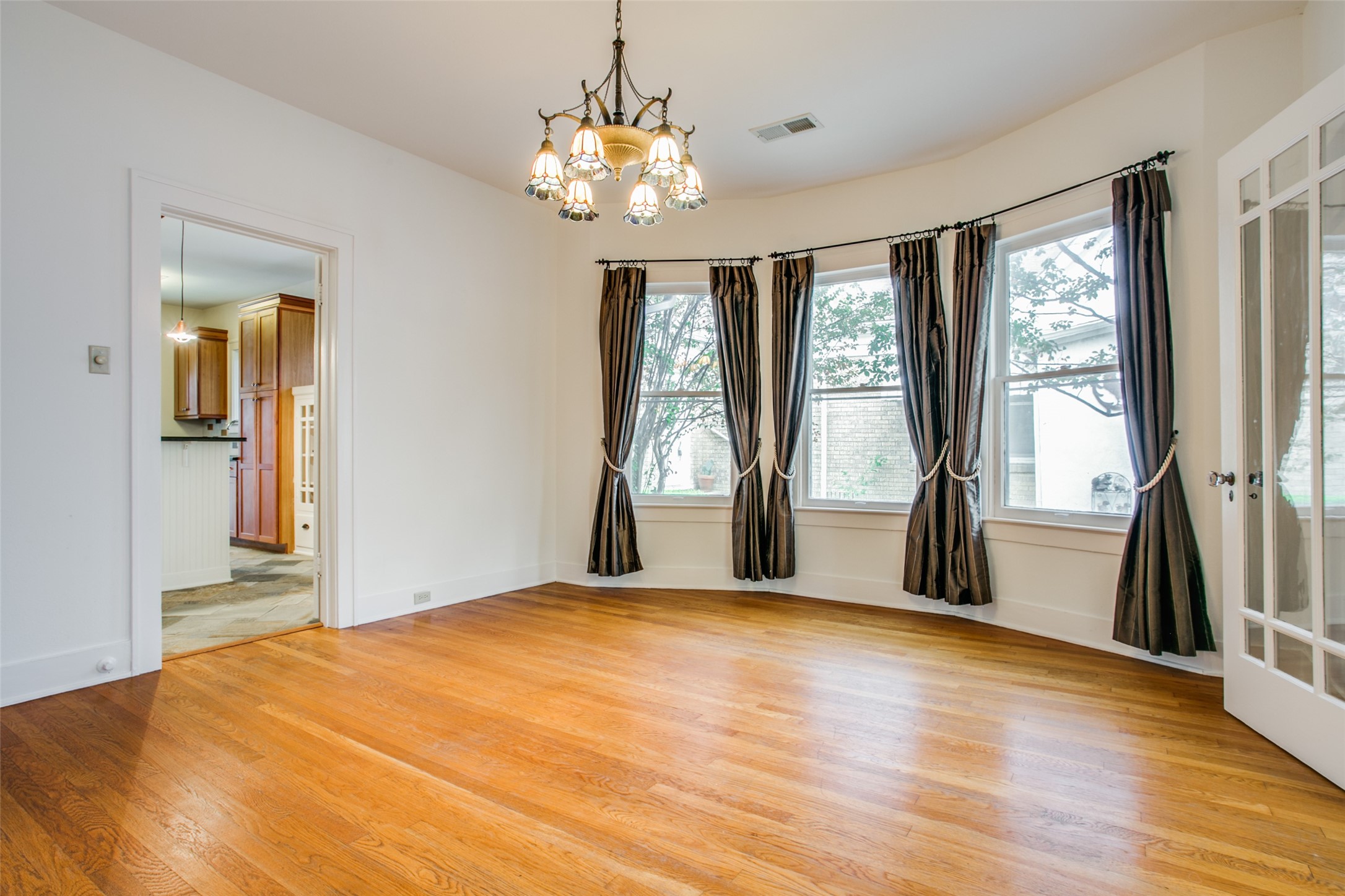 6210 Victor Street Dallas TX 75214