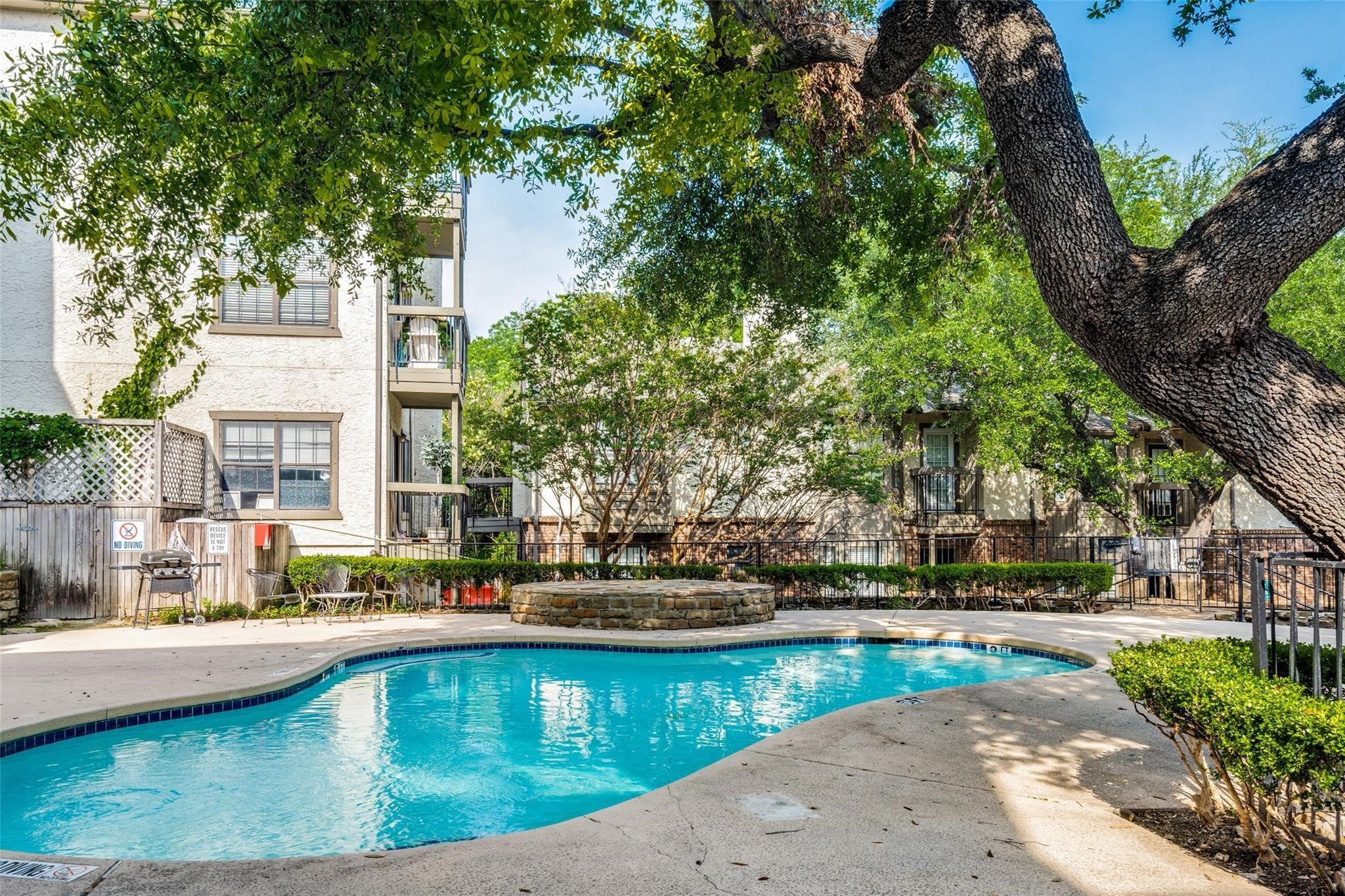 8750 Park Lane Dallas TX 75231