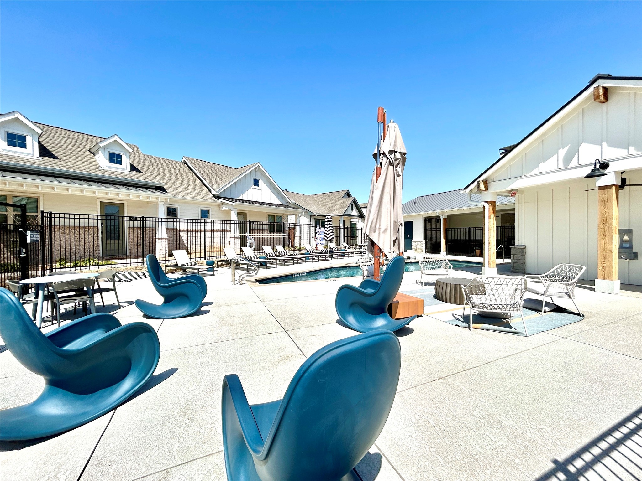 2501 Ascension Boulevard Arlington TX 76006