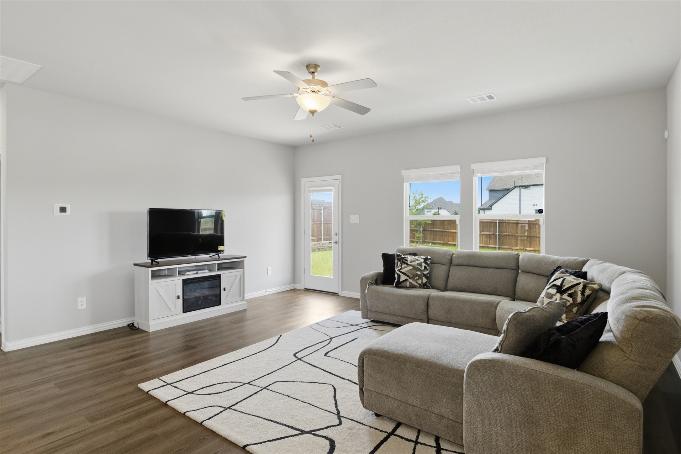 2275 Cliff Springs Drive Forney TX 75126