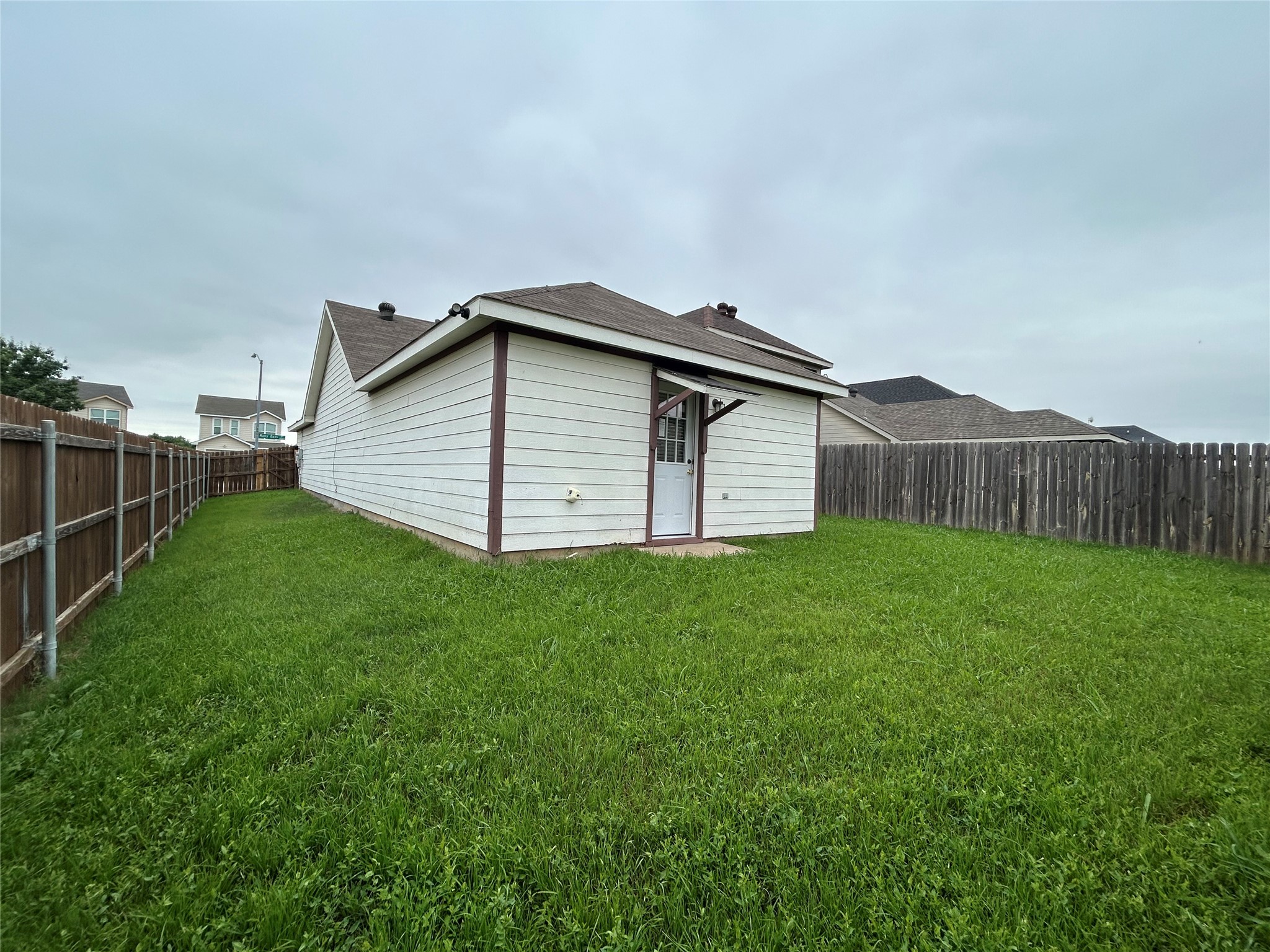 10745 Many Oaks Drive Fort Worth TX 76140