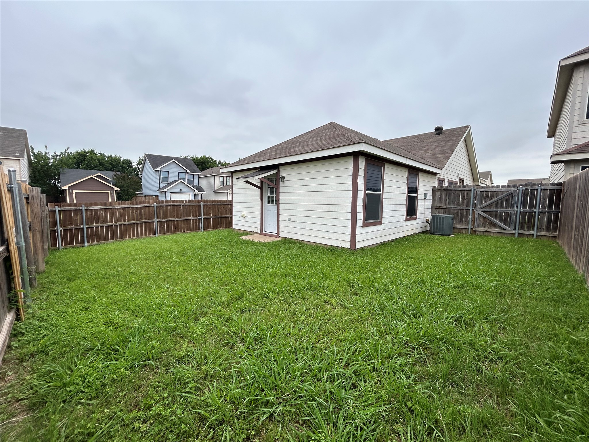 10745 Many Oaks Drive Fort Worth TX 76140