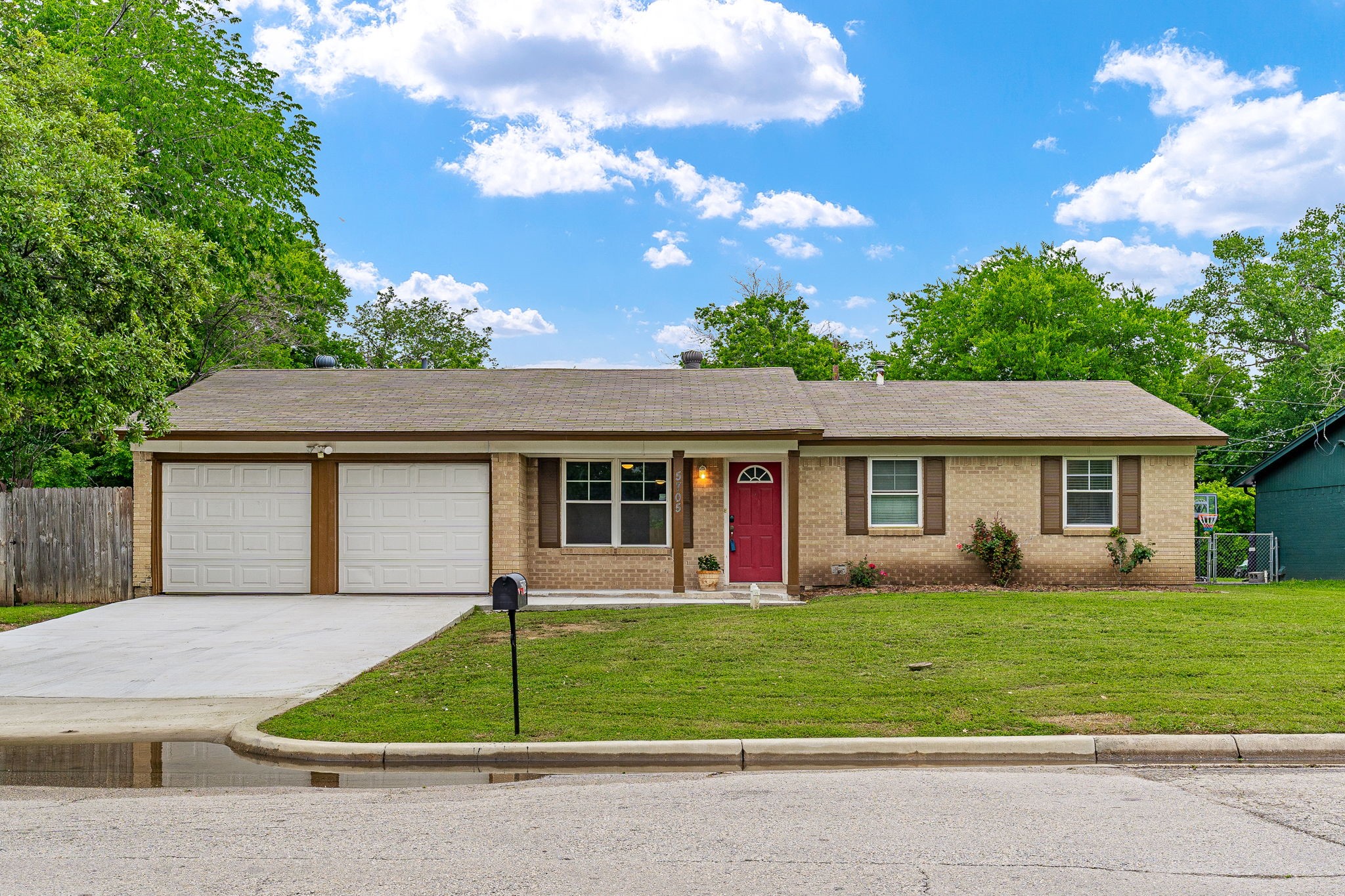 5705 Saramac Drive Watauga TX 76148