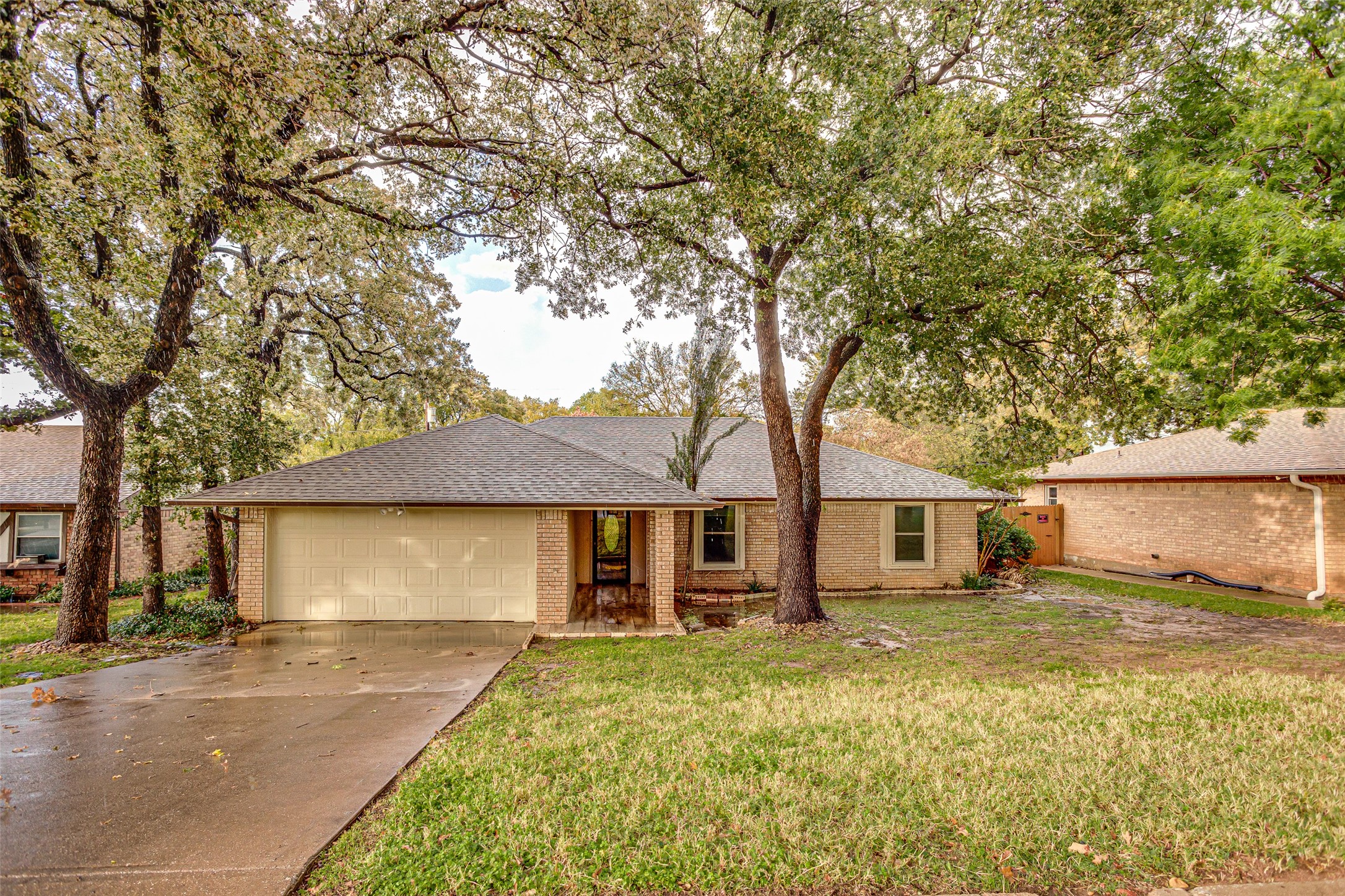 2302 Westpark Way Circle Euless TX 76040