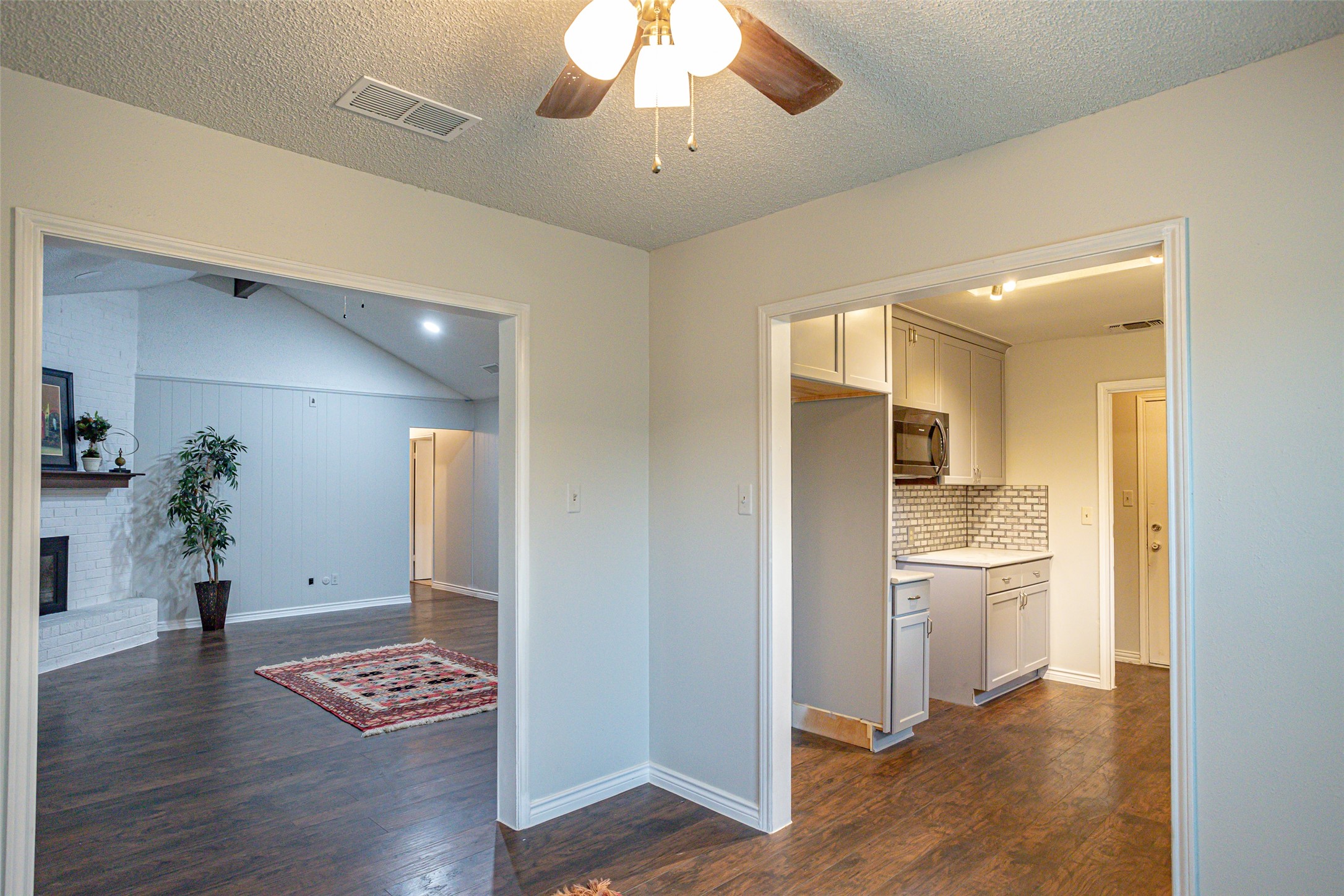 2302 Westpark Way Circle Euless TX 76040
