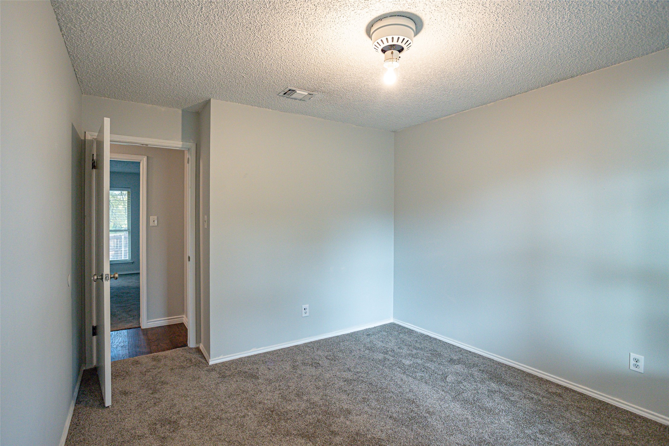 2302 Westpark Way Circle Euless TX 76040