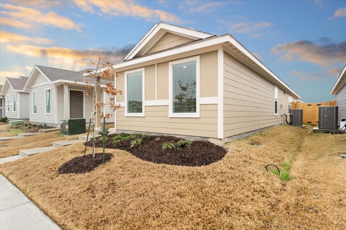 211 Herman Lane Princeton TX 75407