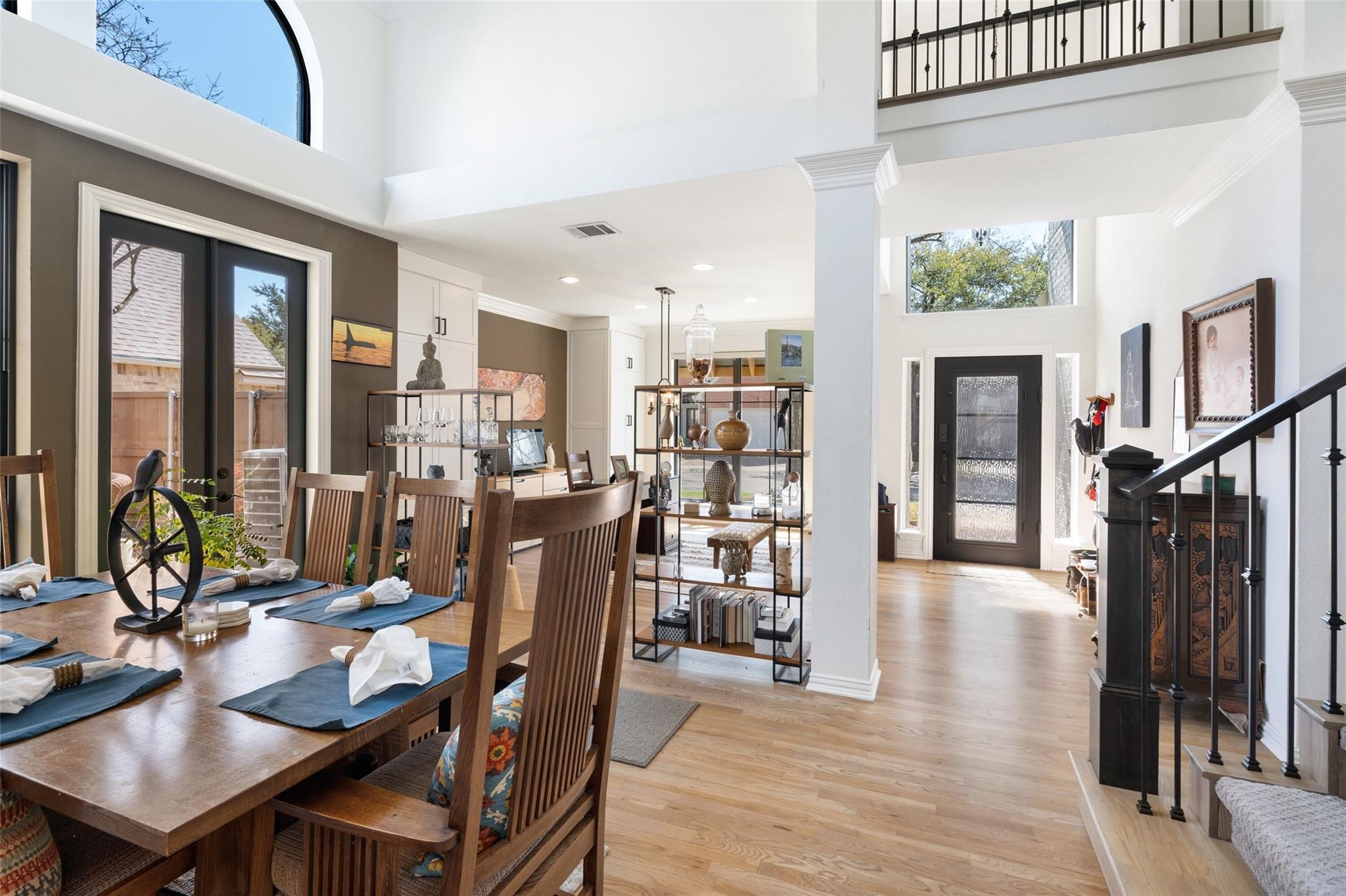 4011 Azure Lane Addison TX 75001