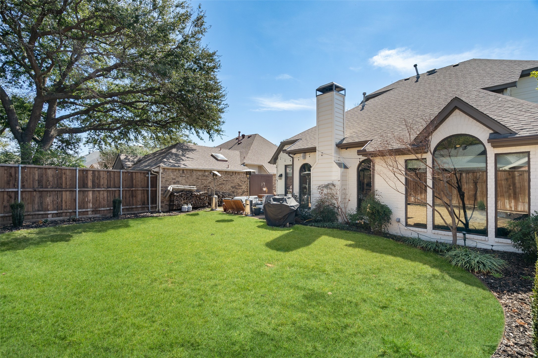 4011 Azure Lane Addison TX 75001