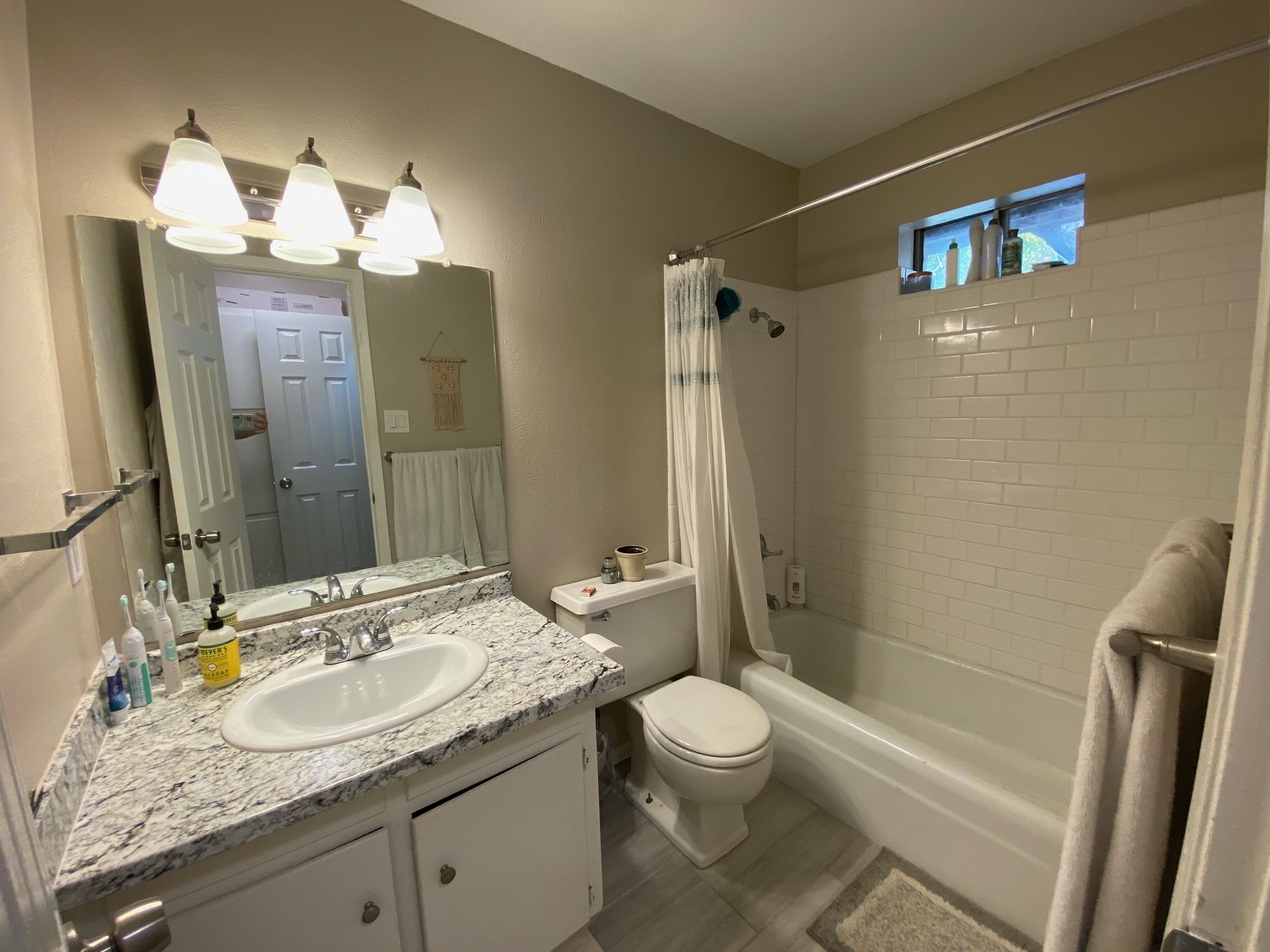 1107 N Locust Street Denton TX 76201