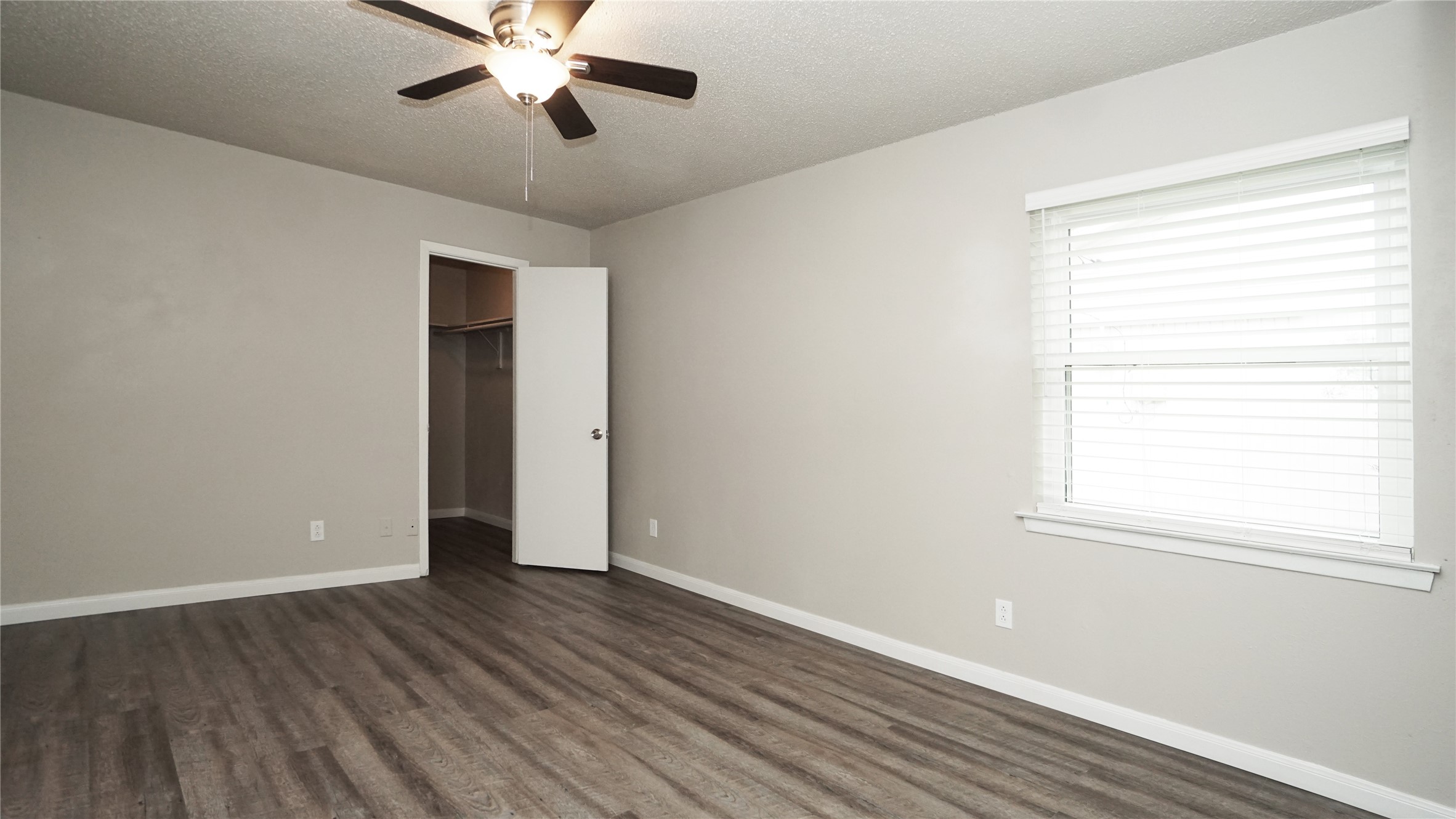 1622 Crest Park Drive Garland TX 75042