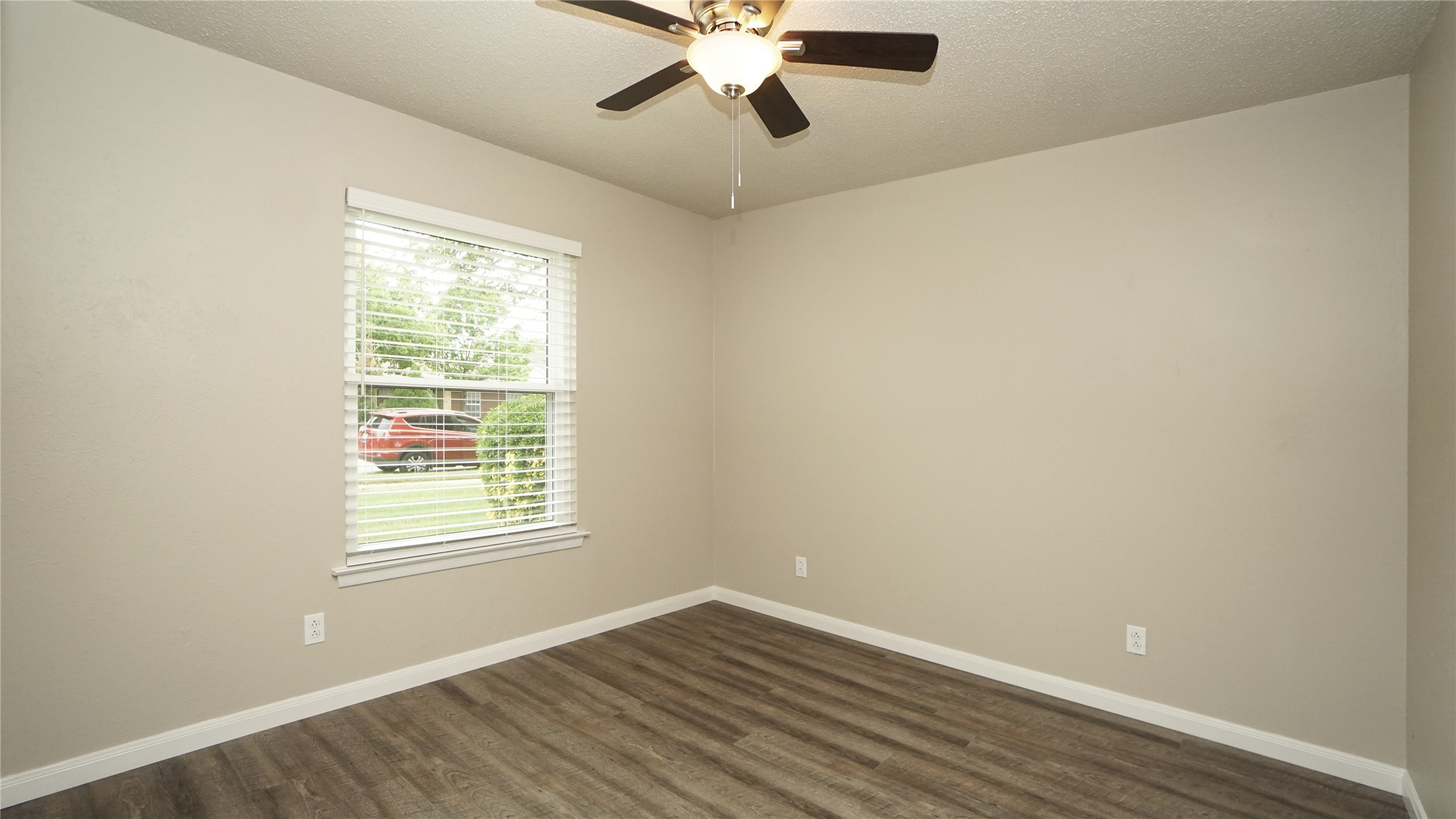 1622 Crest Park Drive Garland TX 75042