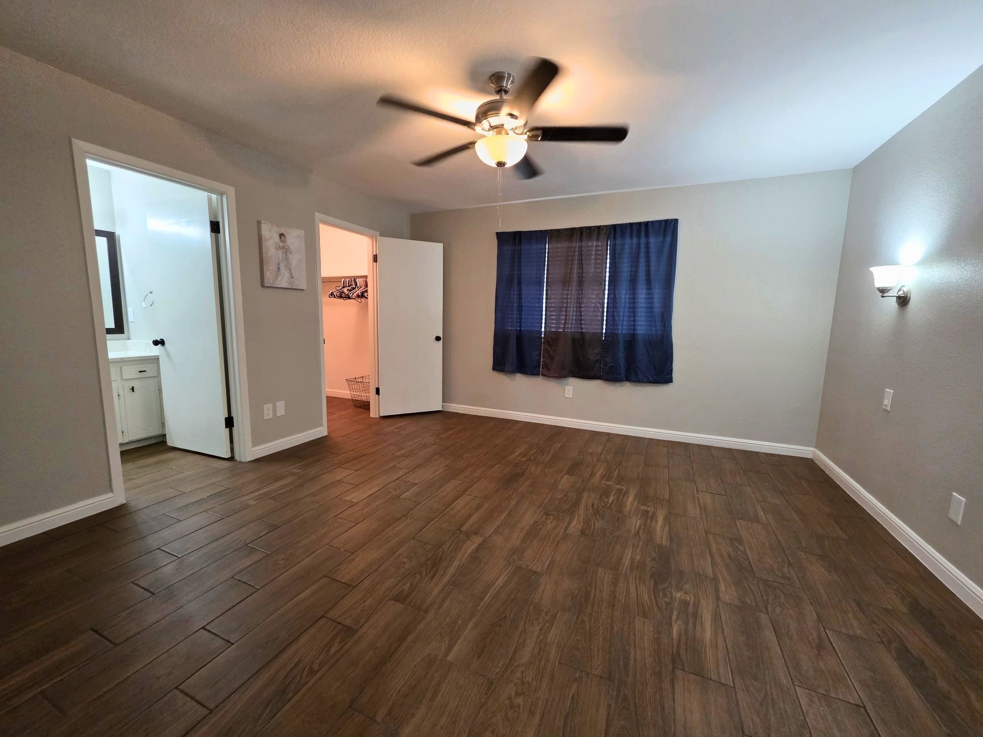 209 E Eller Avenue Crowley TX 76036