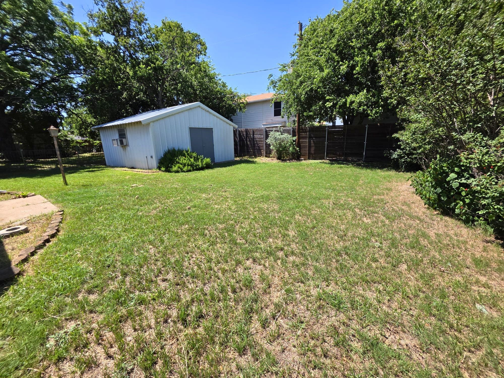 209 E Eller Avenue Crowley TX 76036