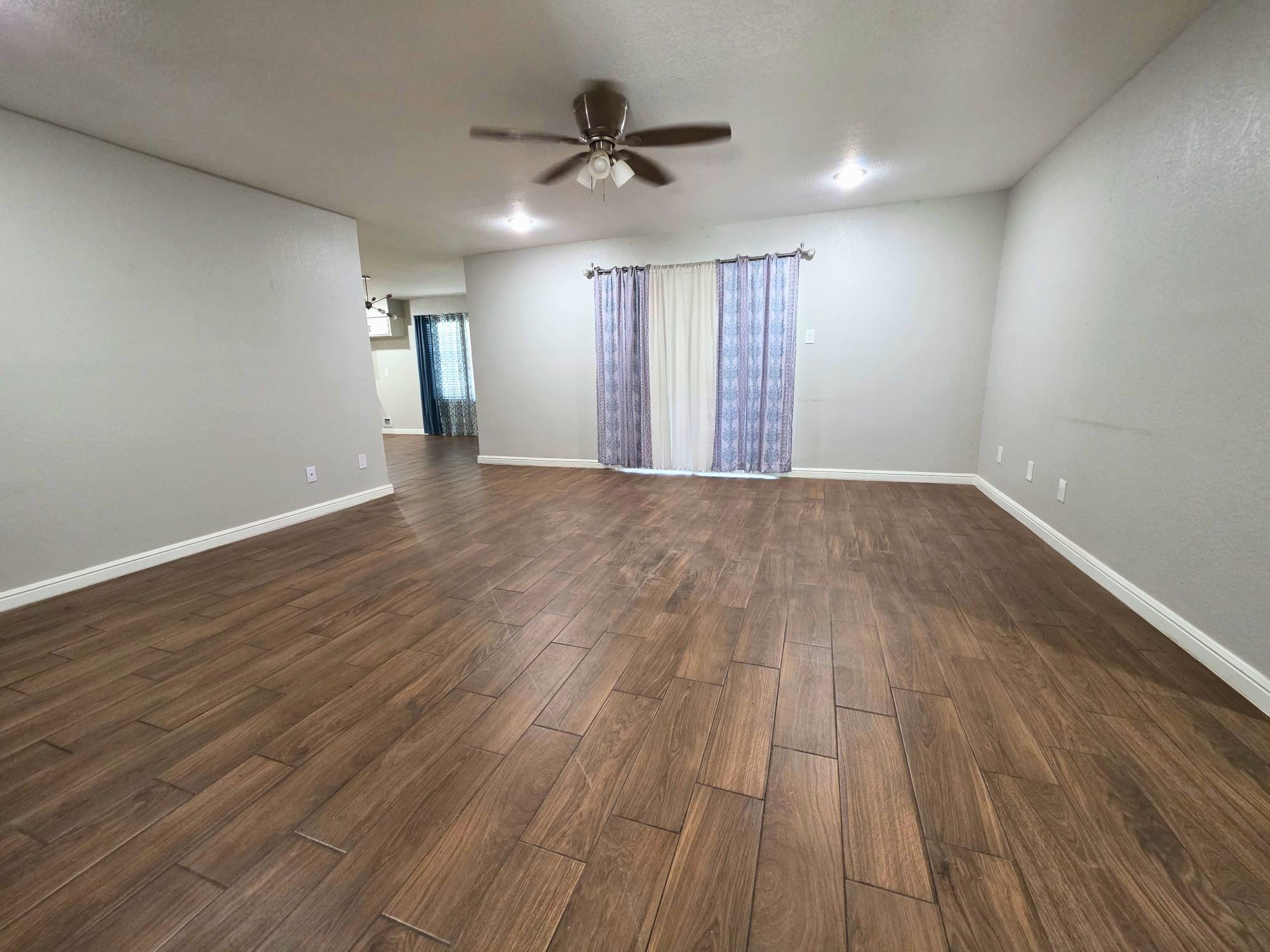 209 E Eller Avenue Crowley TX 76036