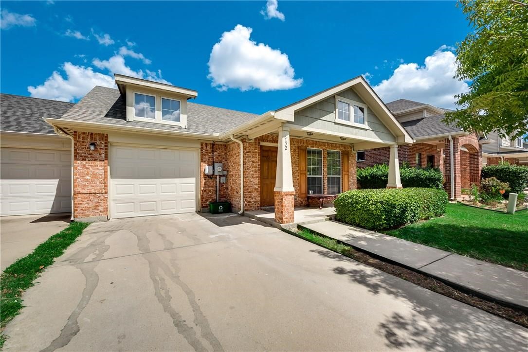 952 Bentwood Trail Grand Prairie TX 75052