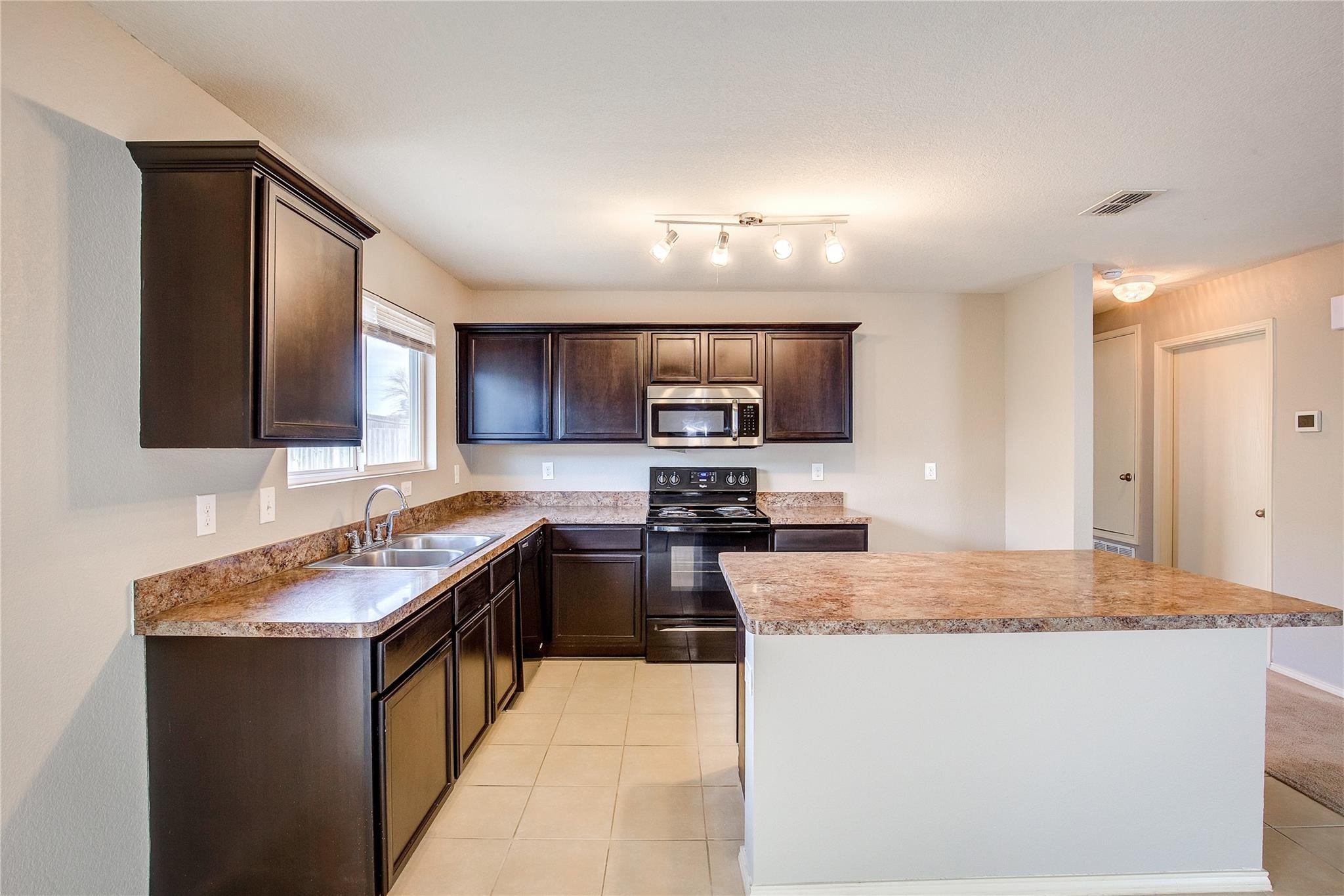 3104 Middleview Road Fort Worth TX 76108