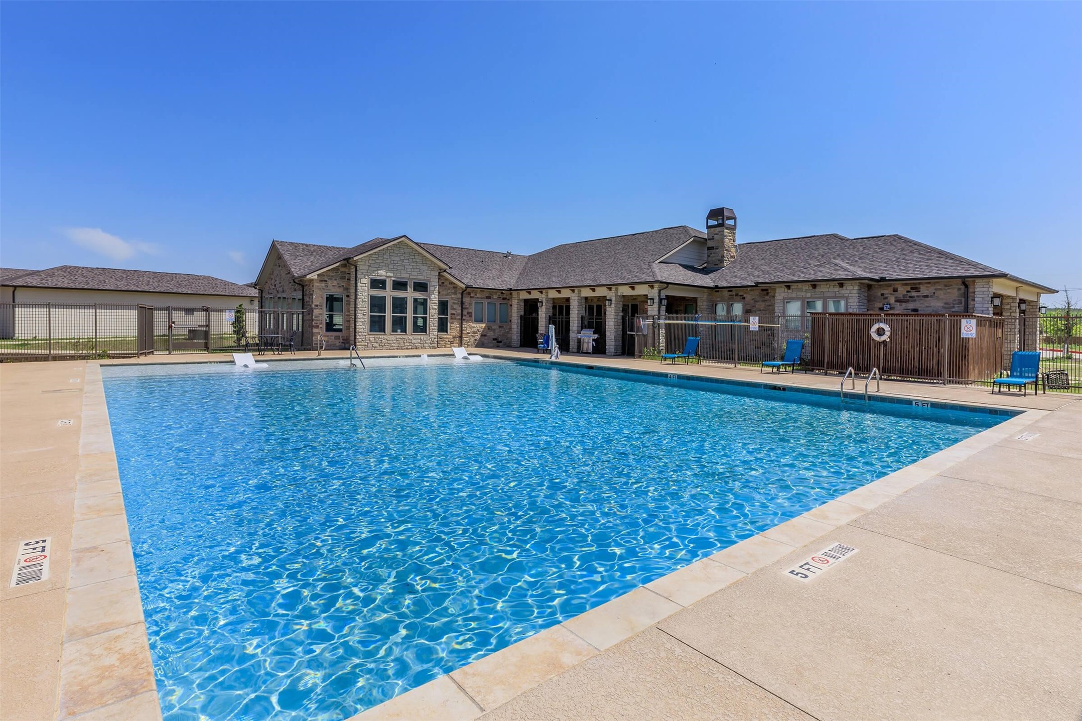 2991 Lakeside Drive Midlothian TX 76065