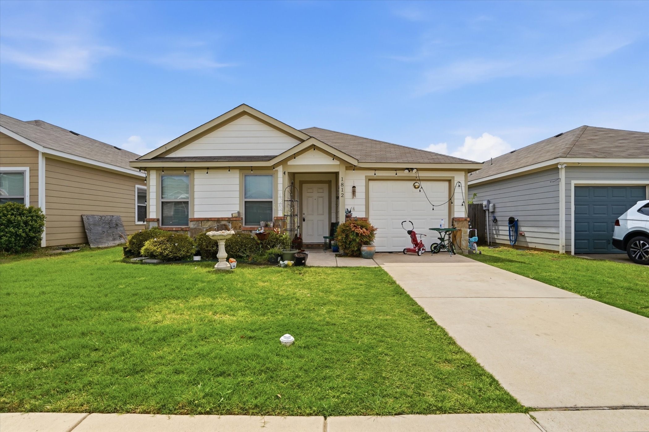 1812 Village Park Trail Burleson TX 76028