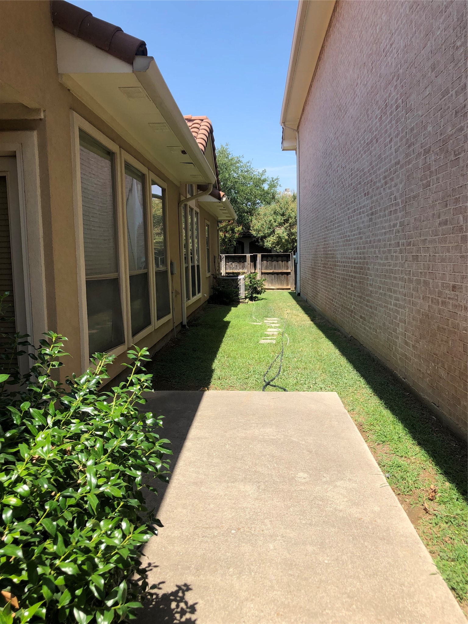 817 La Cima Irving TX 75039