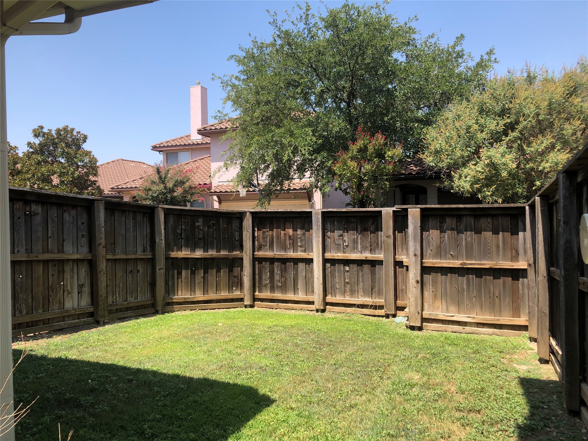 817 La Cima Irving TX 75039