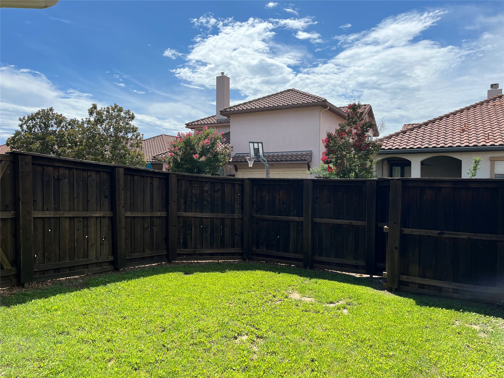 817 La Cima Irving TX 75039