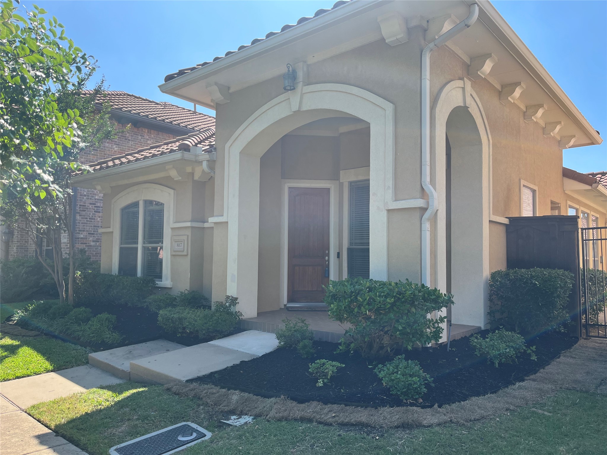 817 La Cima Irving TX 75039