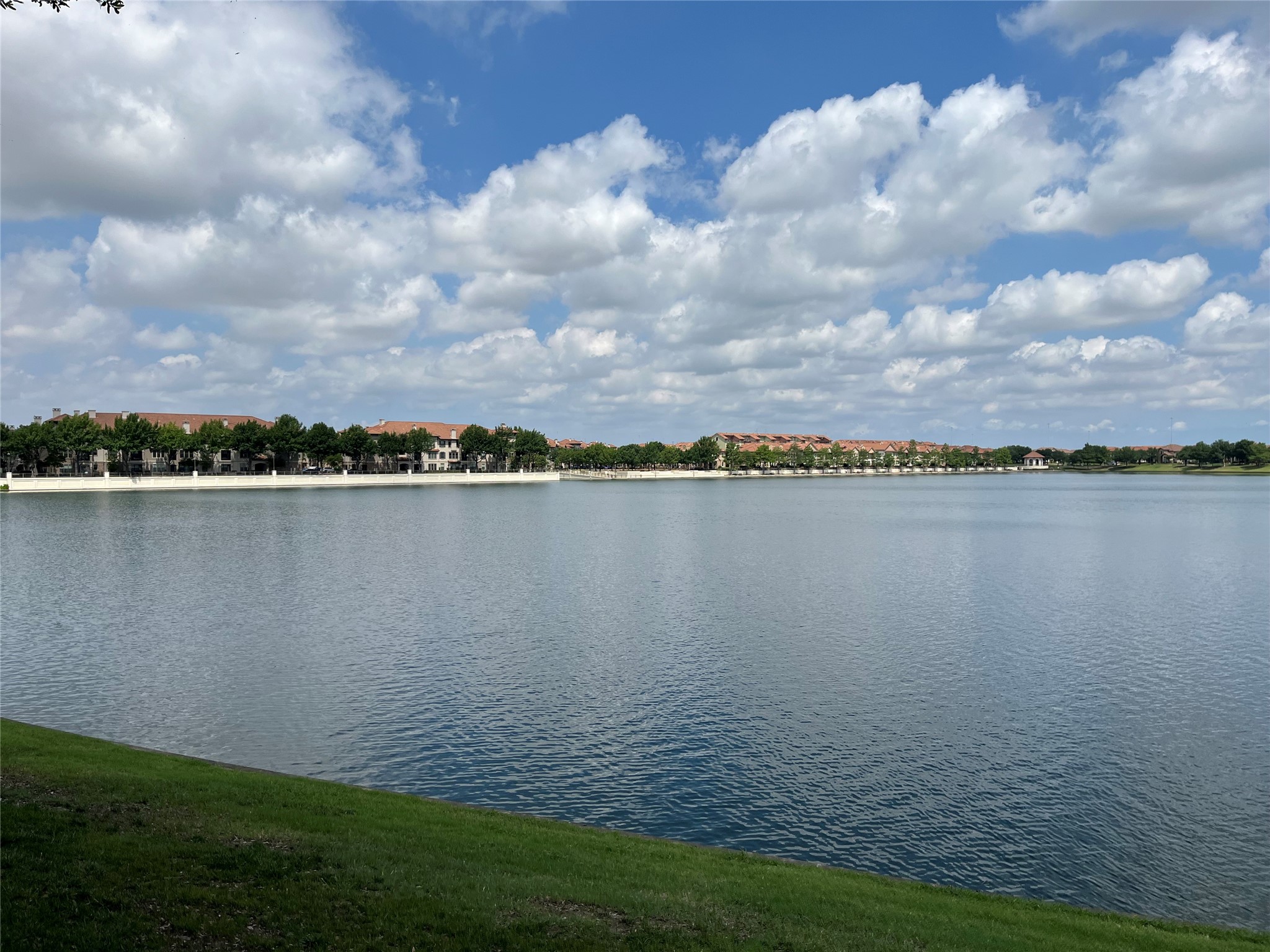 817 La Cima Irving TX 75039